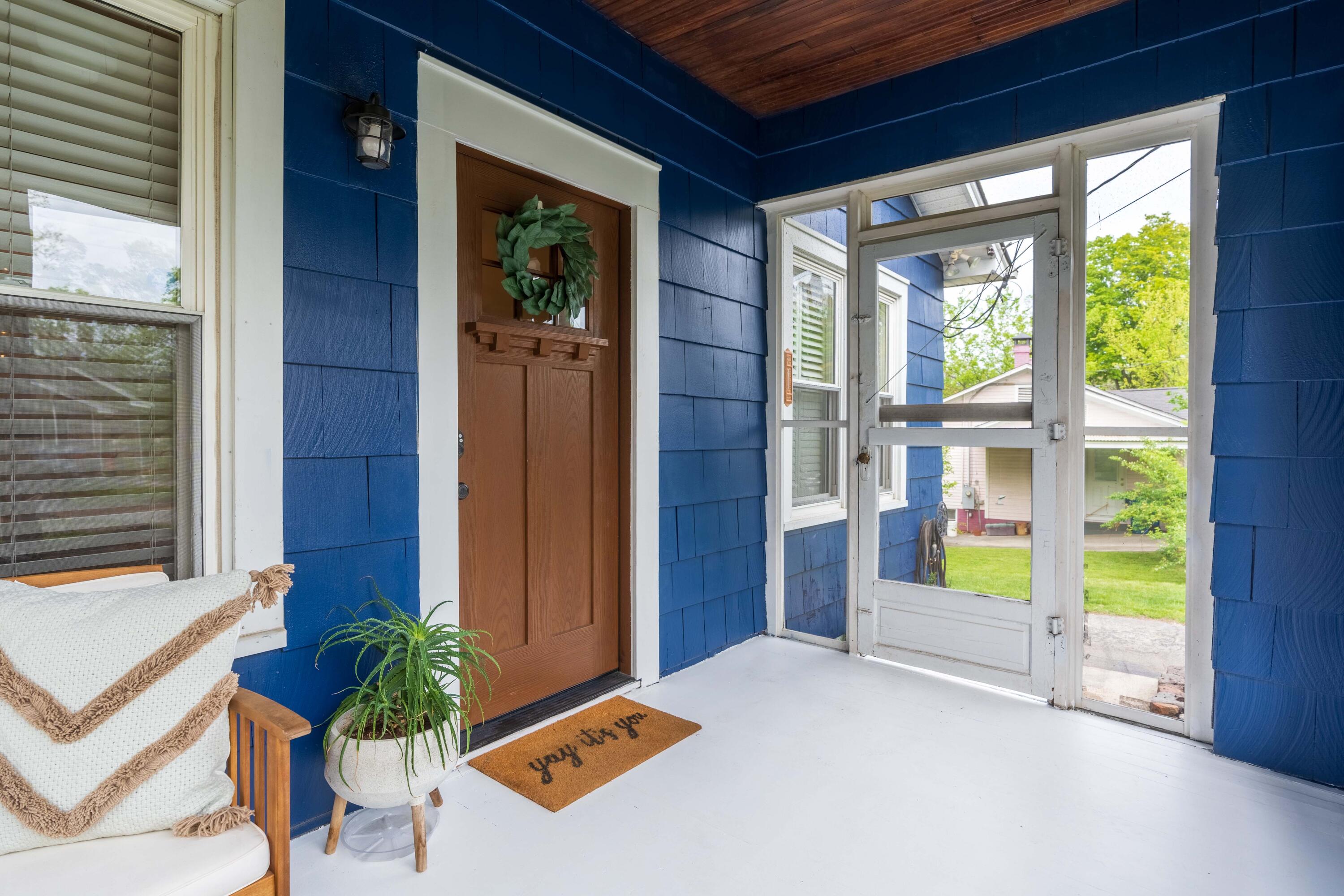 720 Mount Vernon Avenue