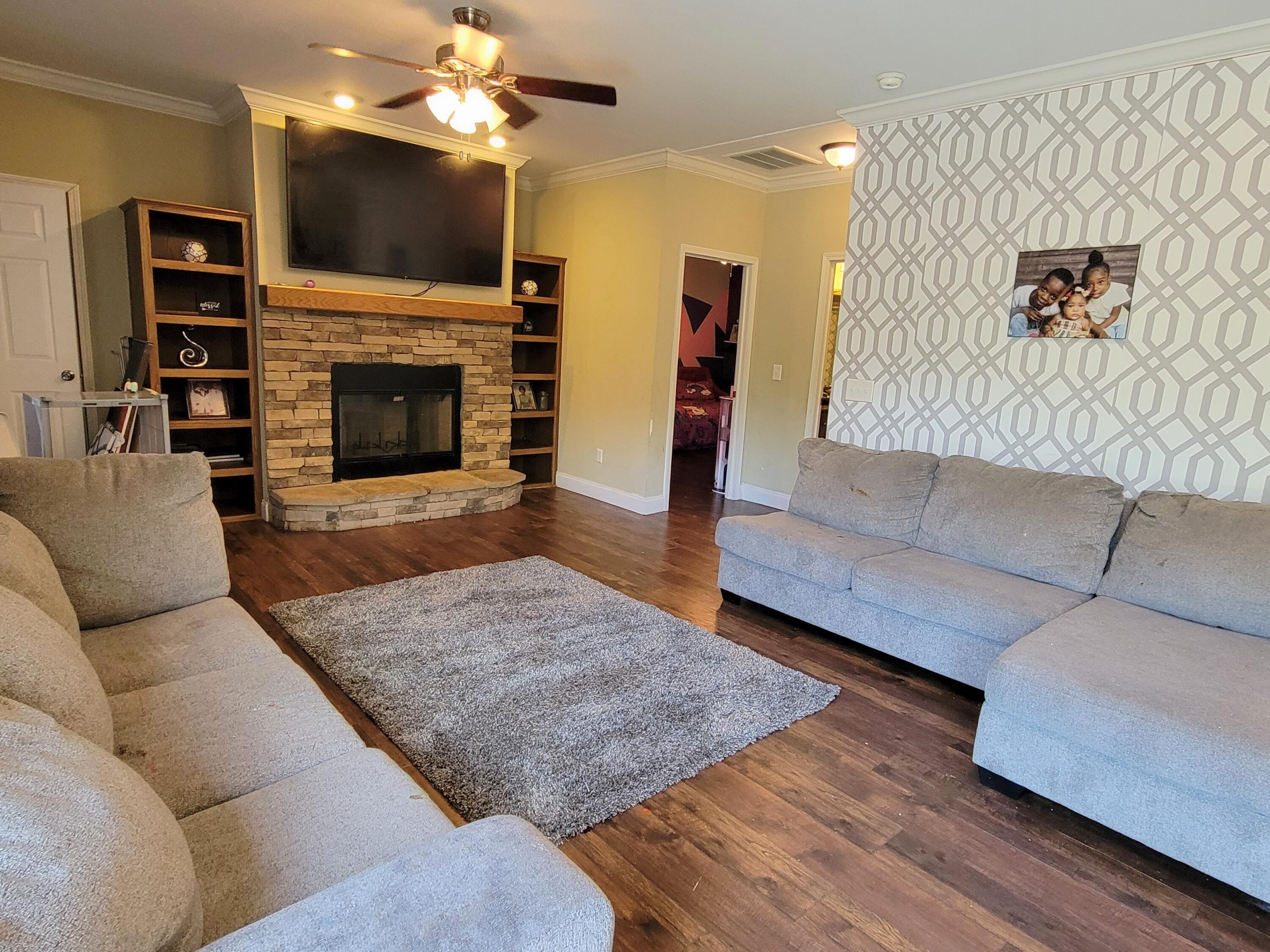 7836 Monger Lane