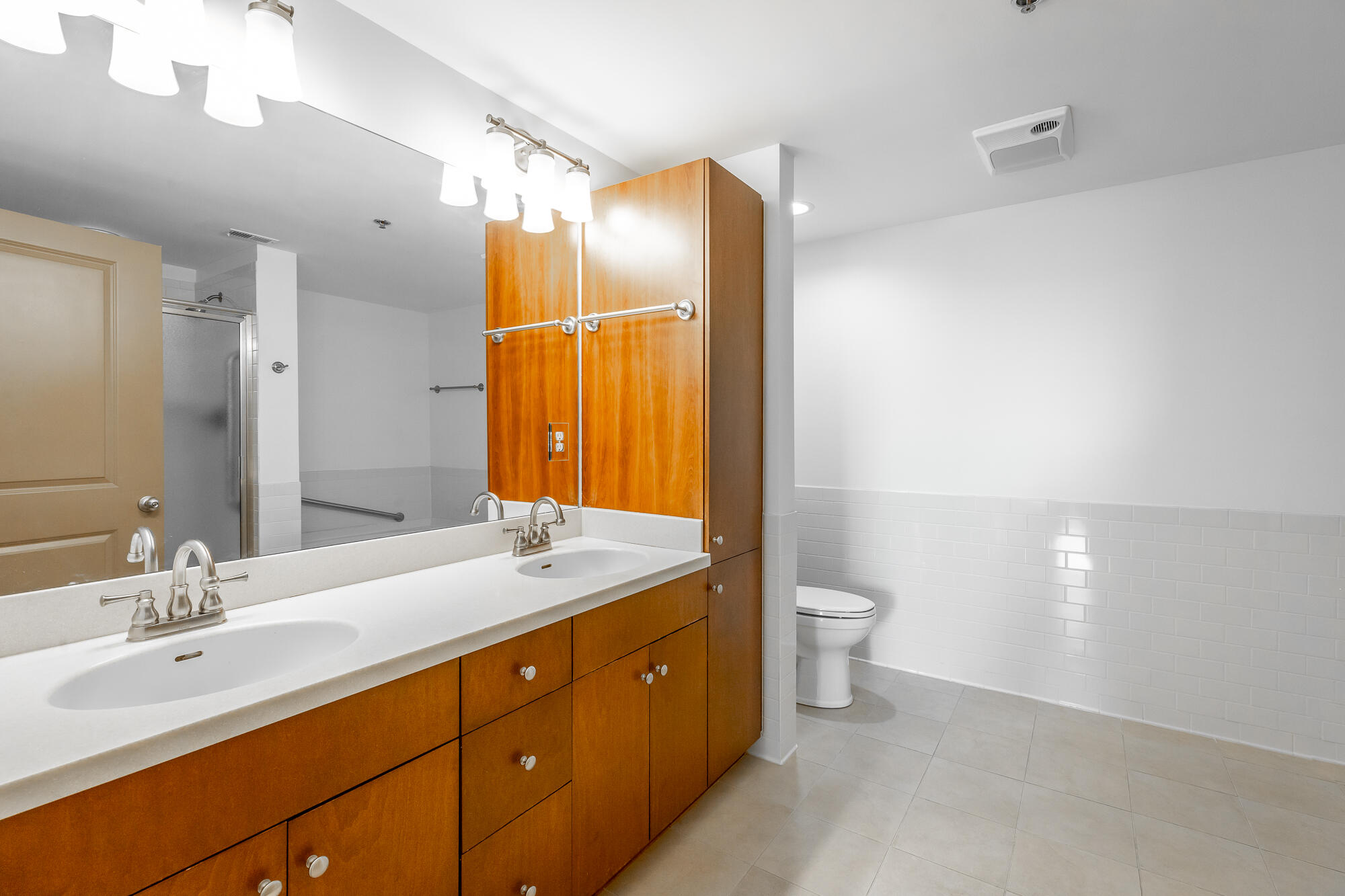 200 Manufacturers Road, Unit 307