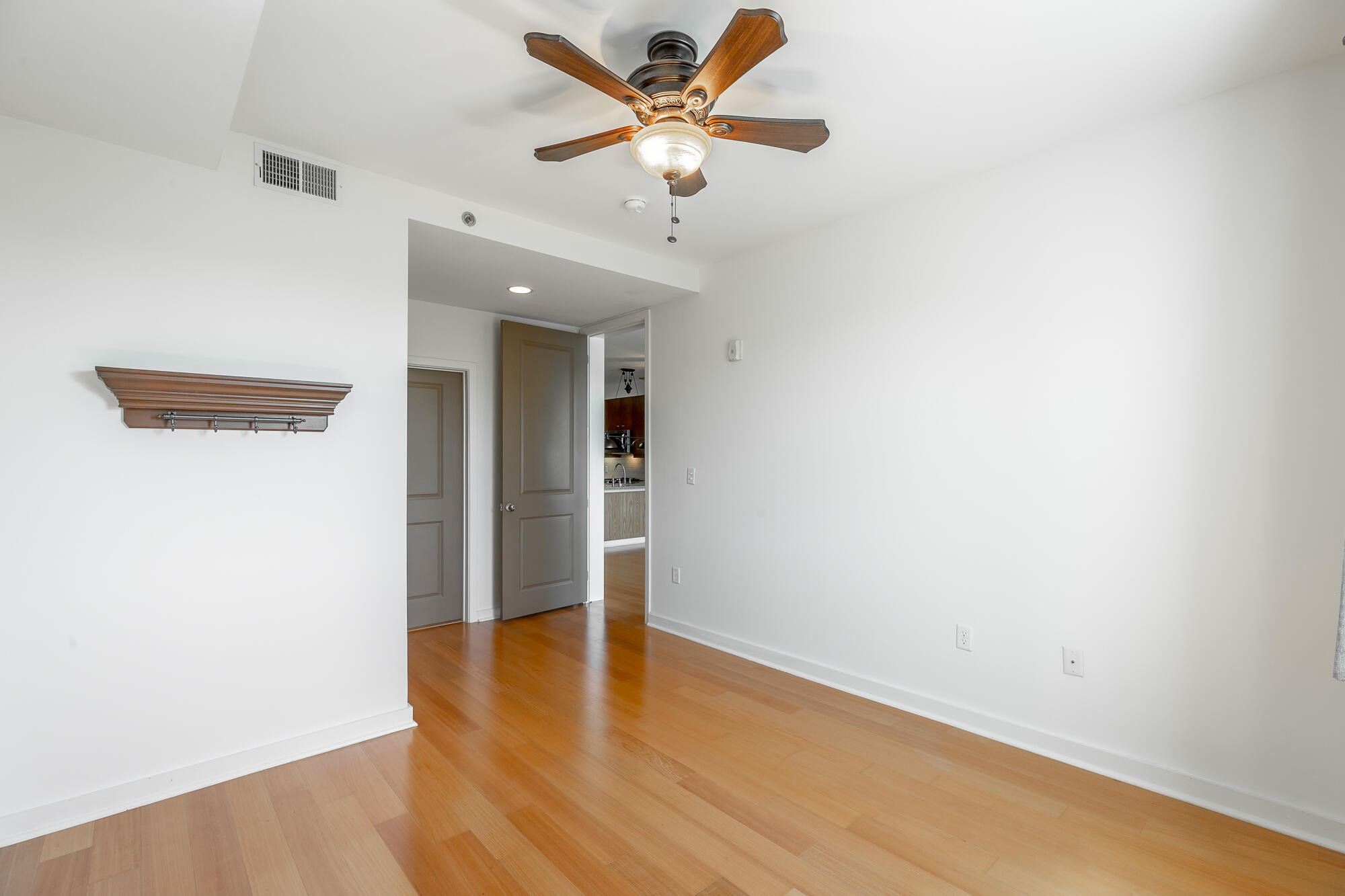 200 Manufacturers Road, Unit 307