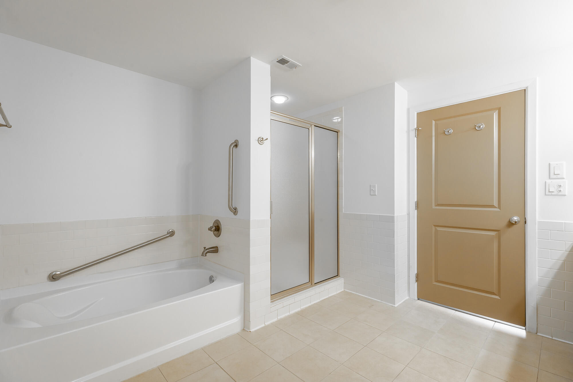200 Manufacturers Road, Unit 307