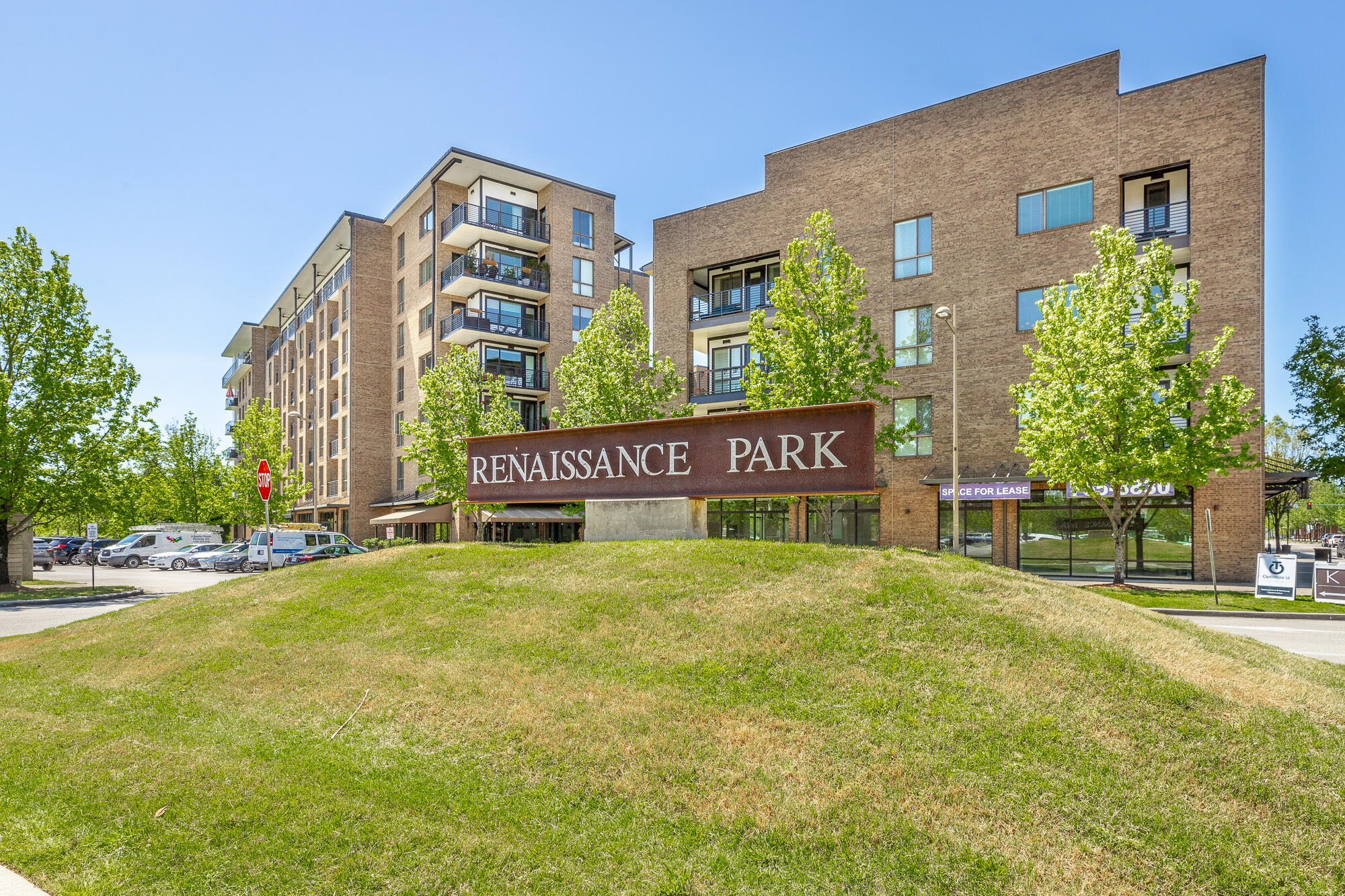 200 Manufacturers Road, Unit 307