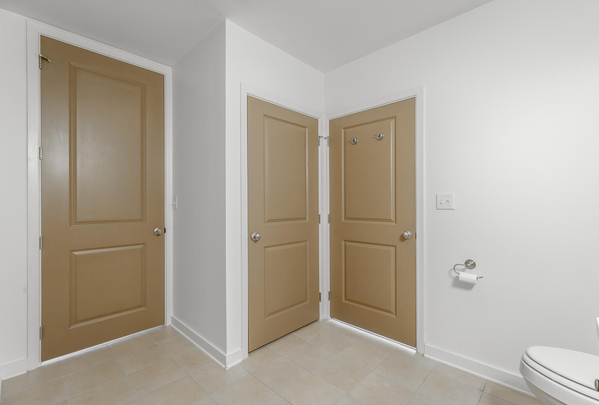 200 Manufacturers Road, Unit 307