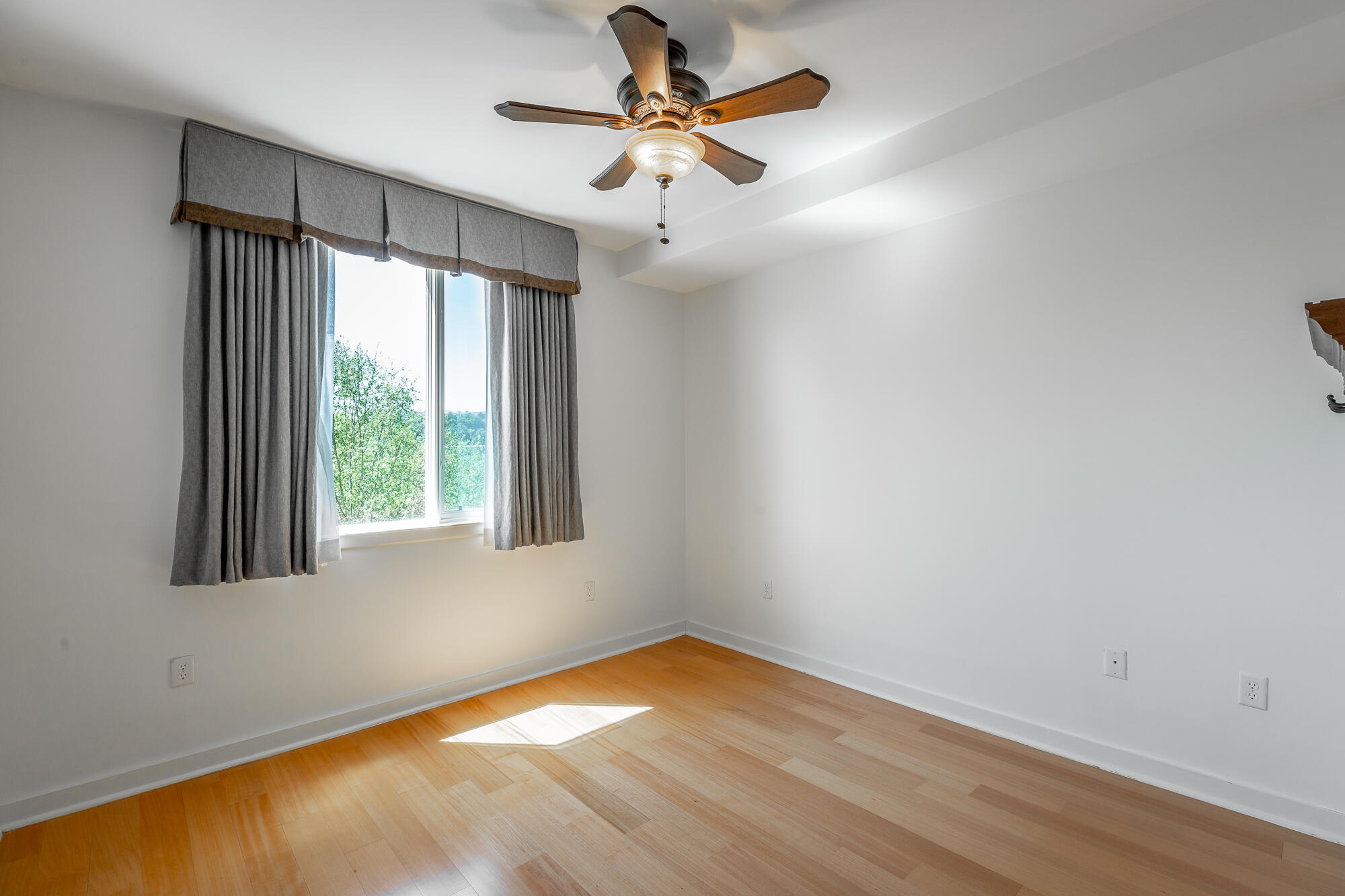 200 Manufacturers Road, Unit 307