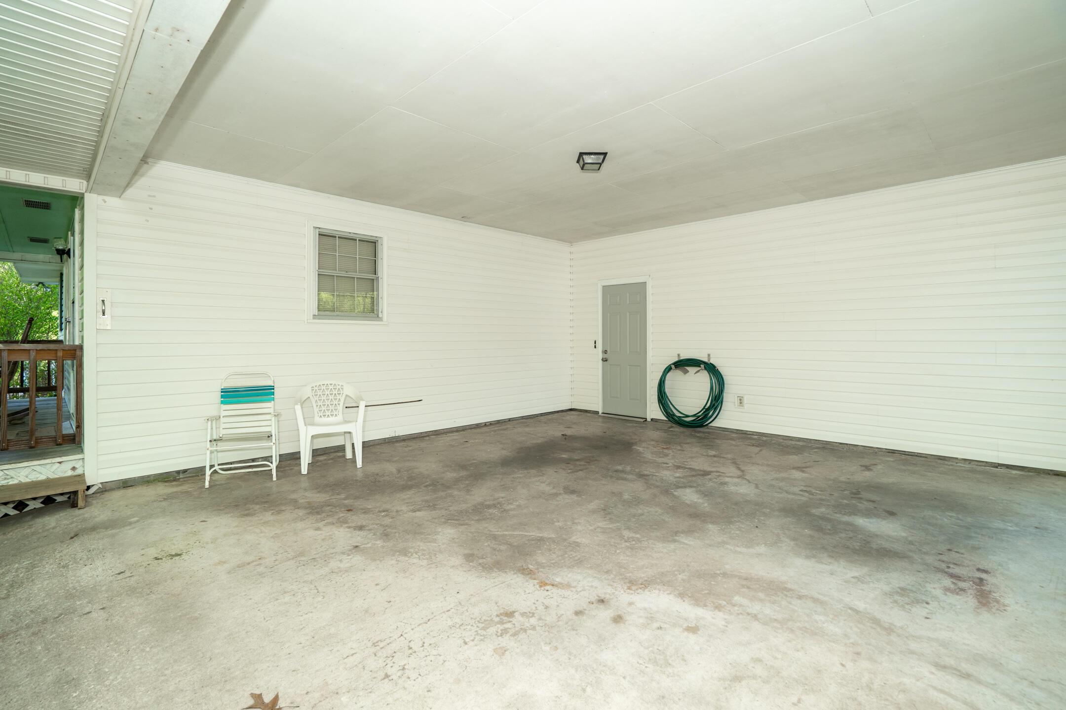 3113 NW Tea Roll Drive