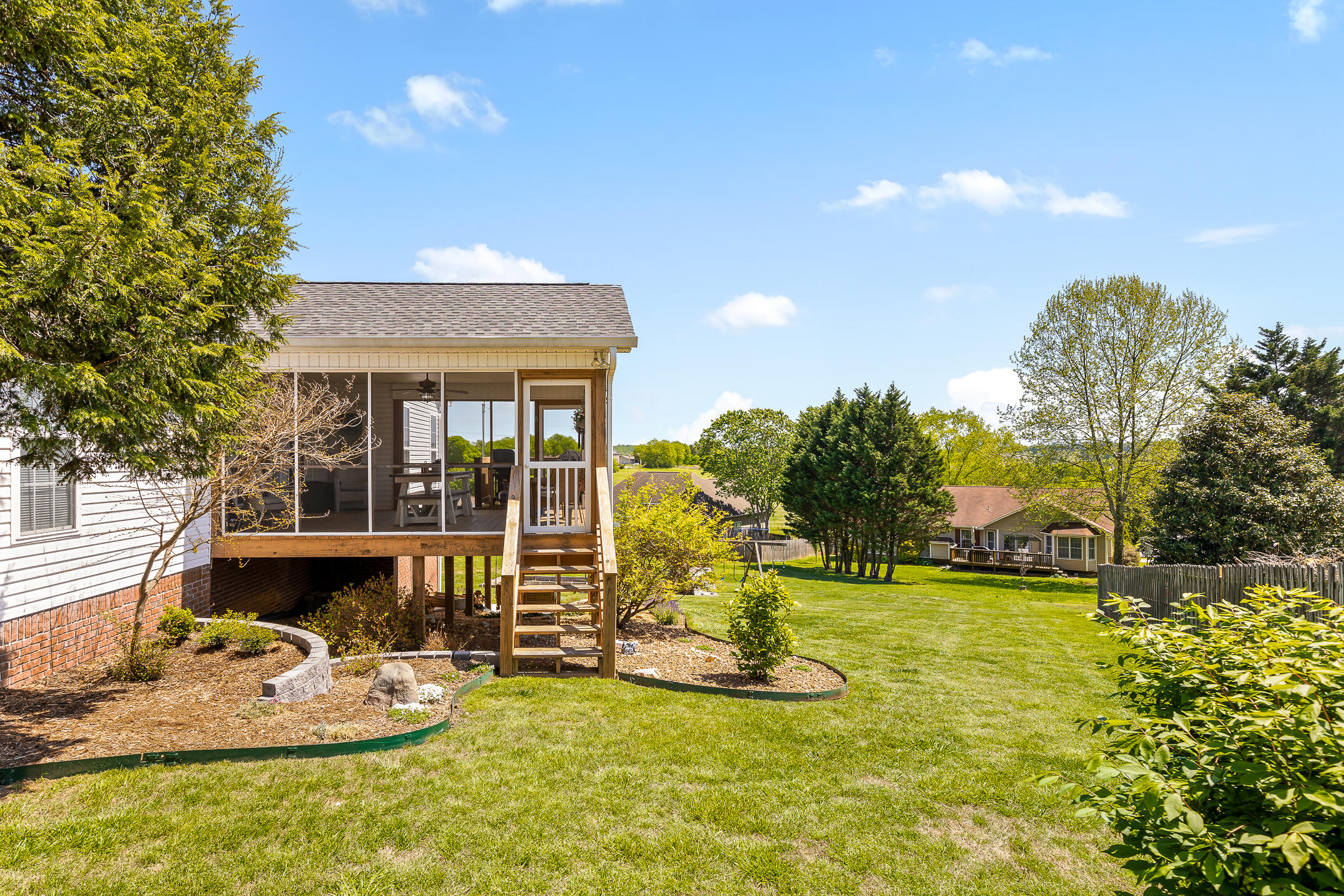 132 NE Covington Drive