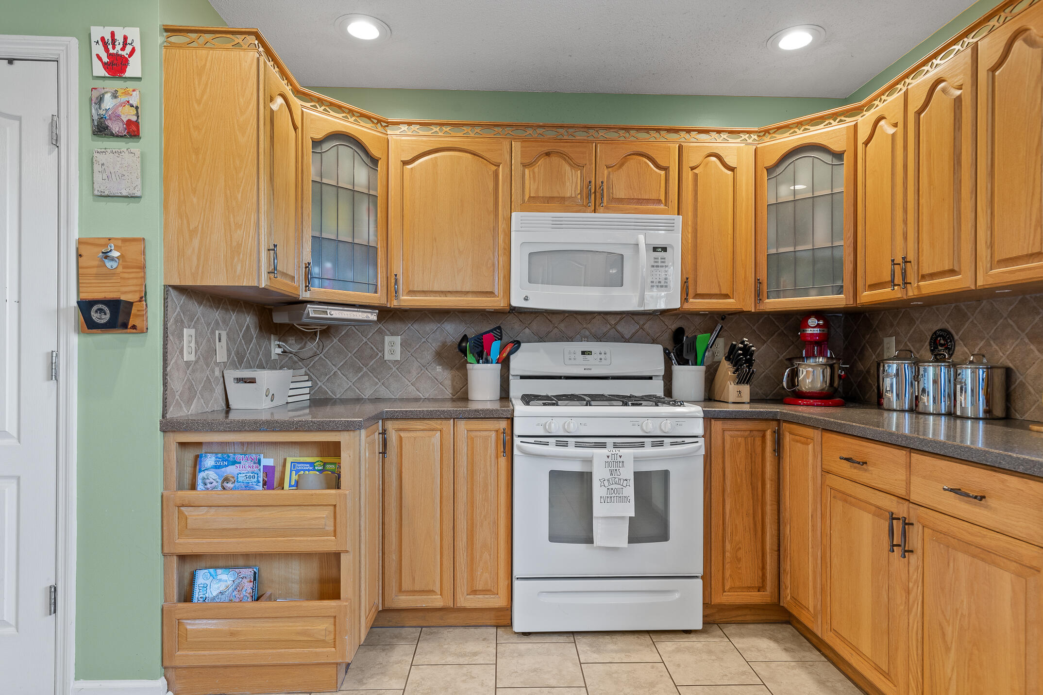 132 NE Covington Drive