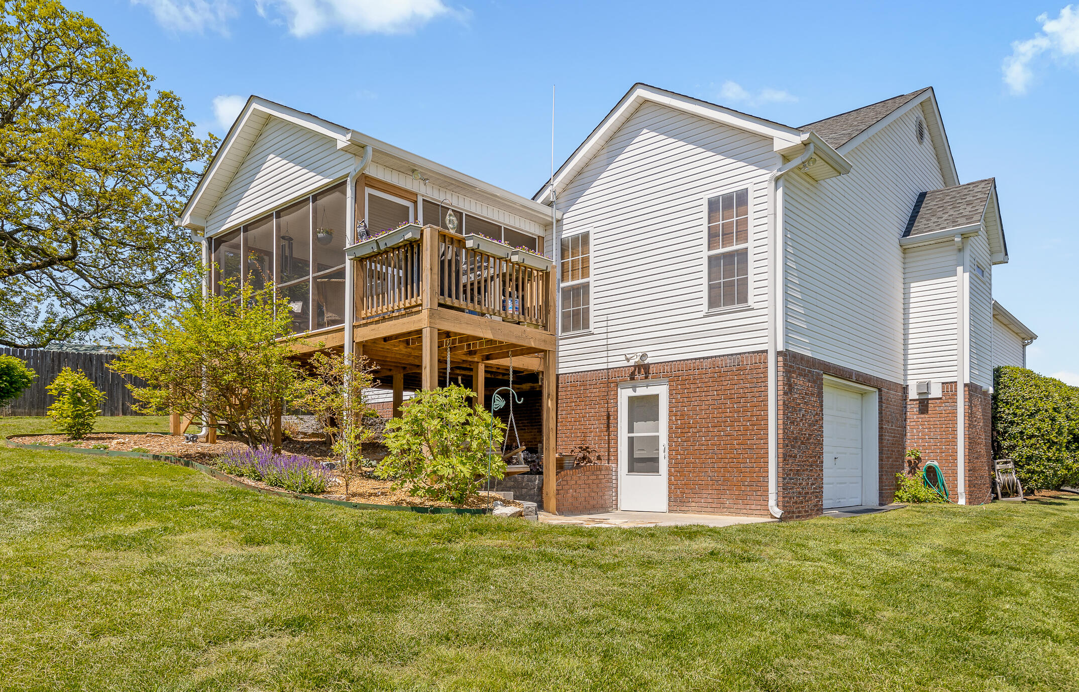 132 NE Covington Drive