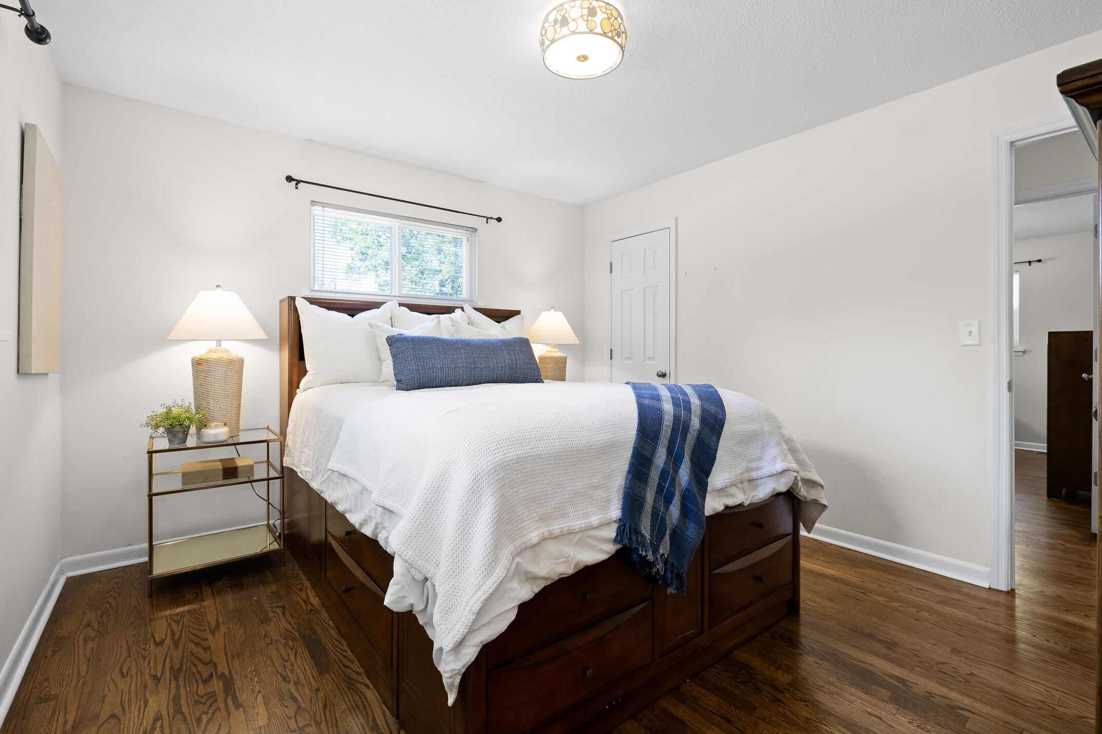 5813 Dagney Lane