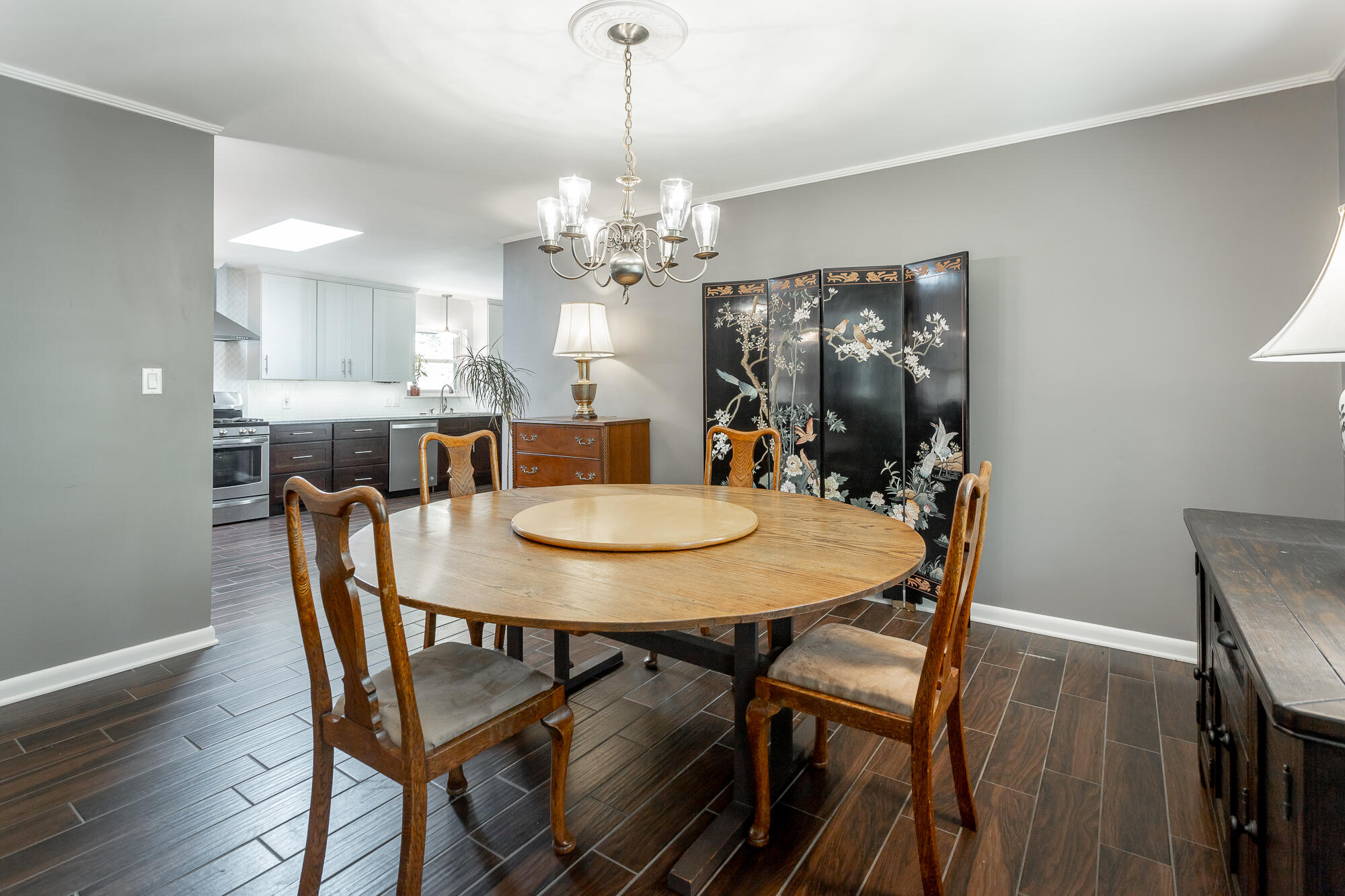1109 Altamont Road