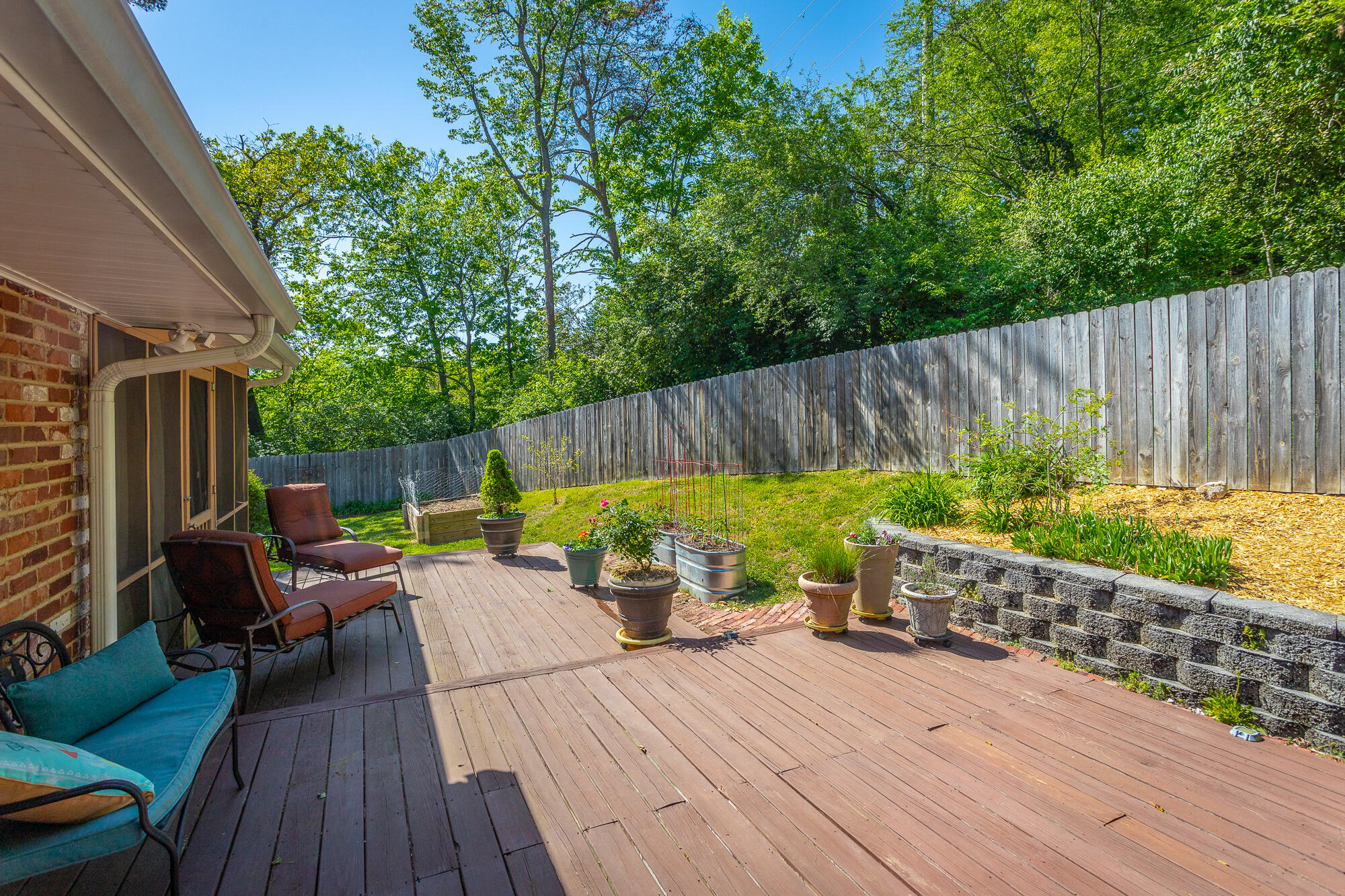 1109 Altamont Road