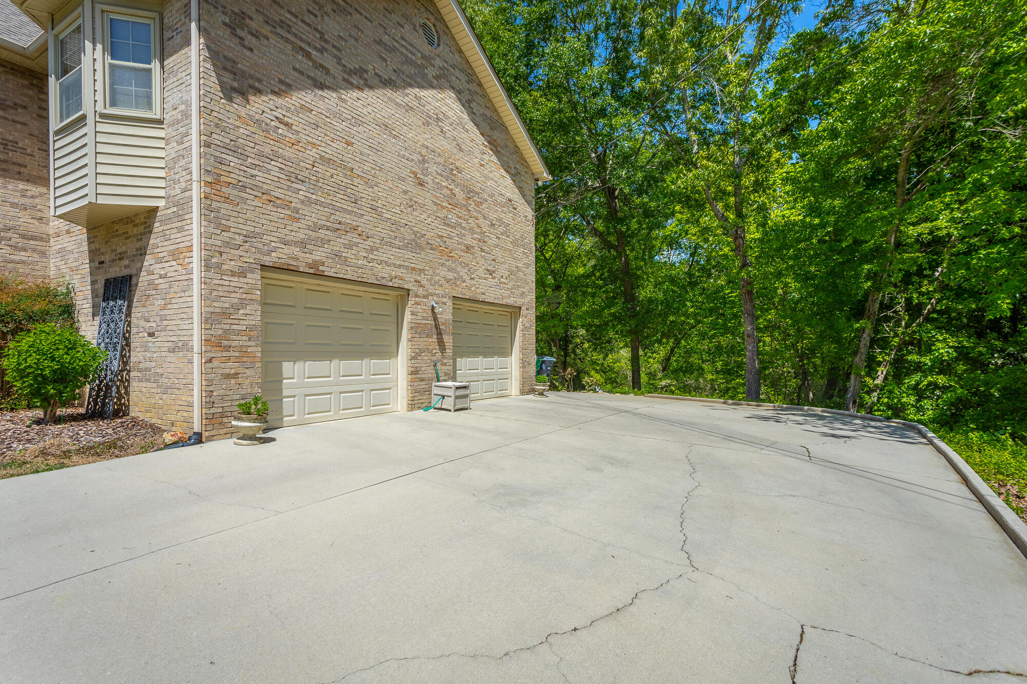 3407 Ten Oaks Drive