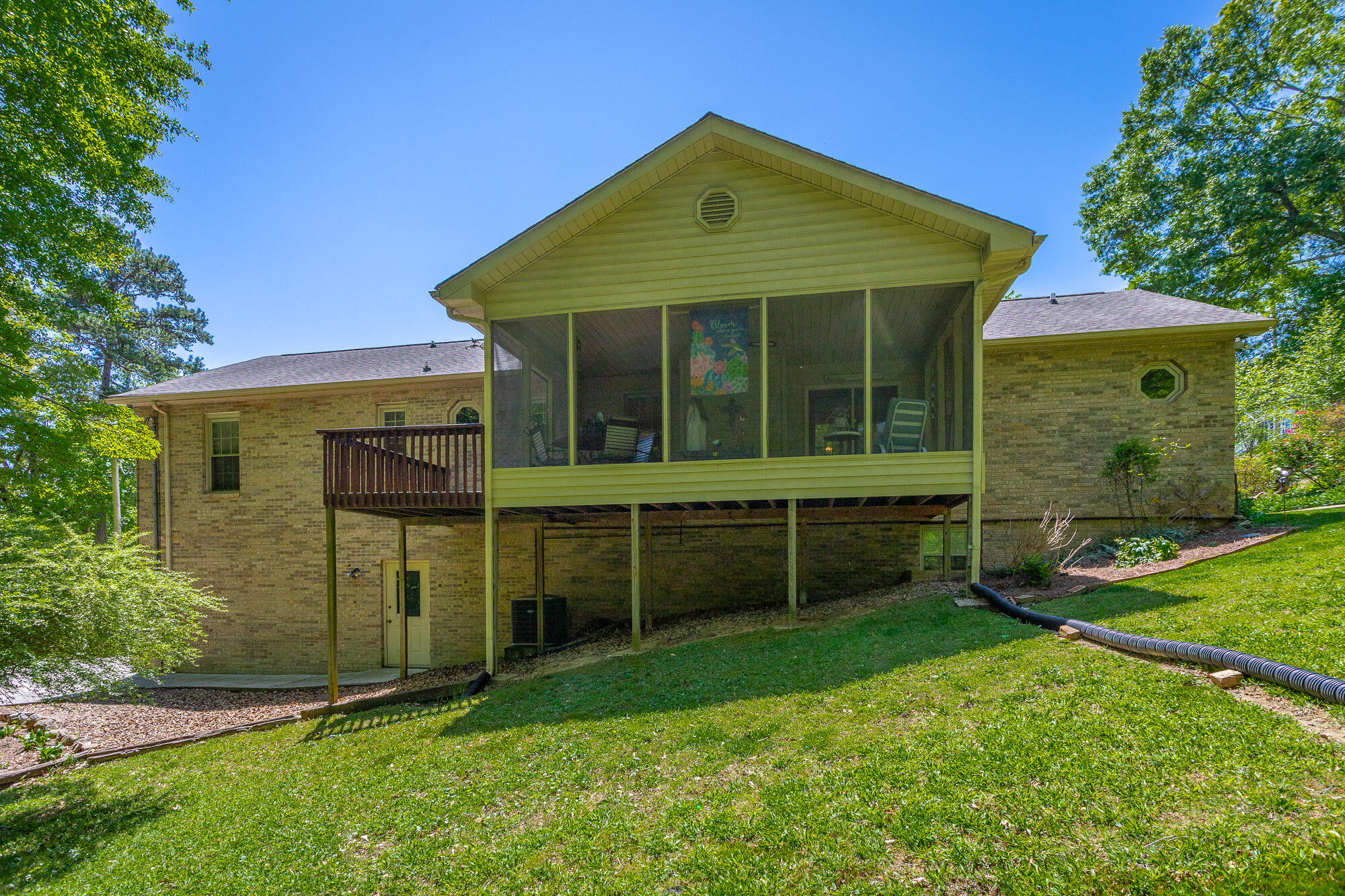 3407 Ten Oaks Drive