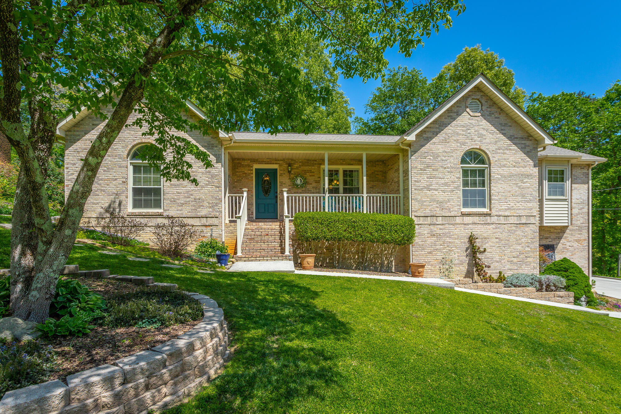 3407 Ten Oaks Drive