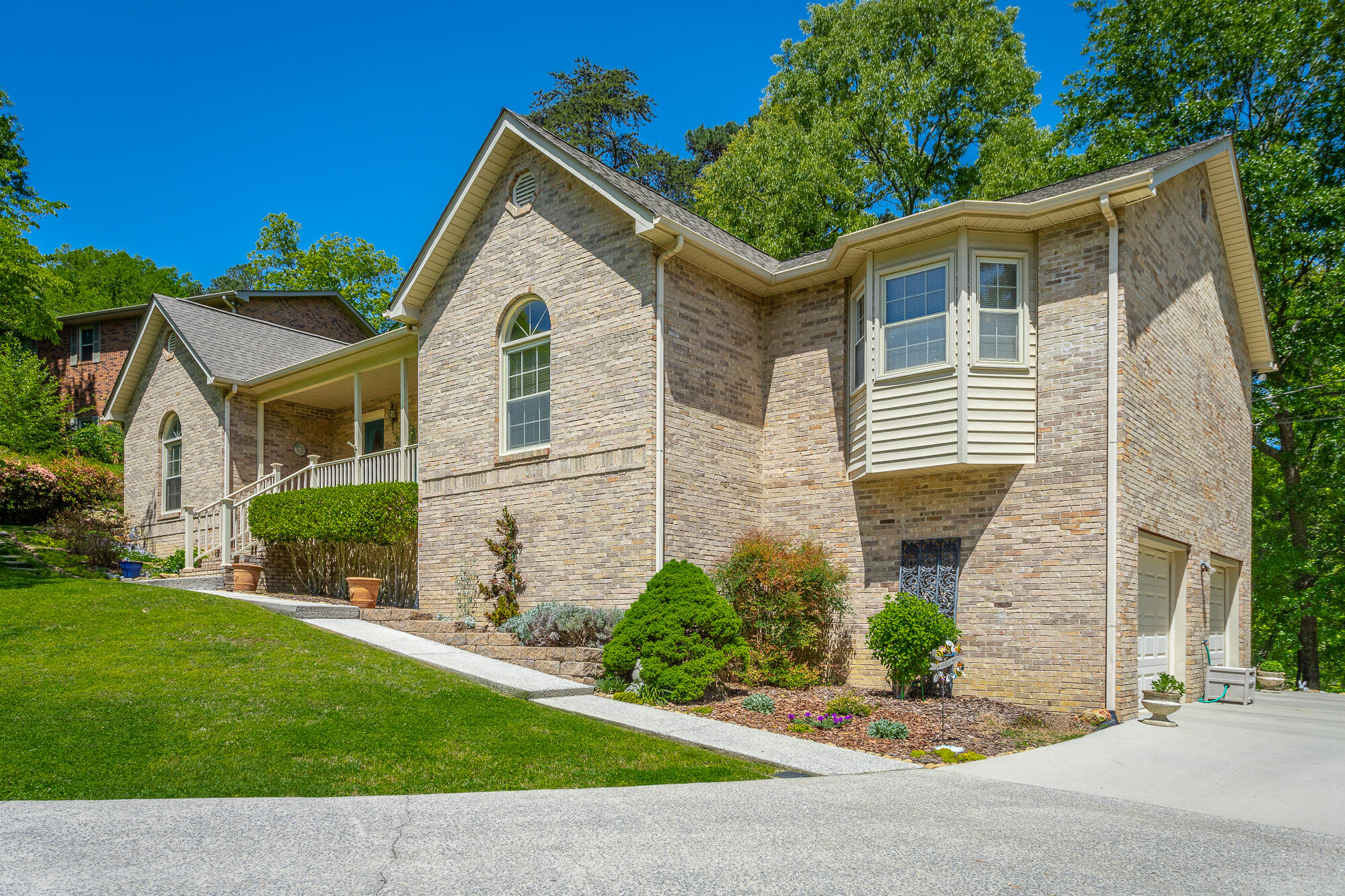 3407 Ten Oaks Drive