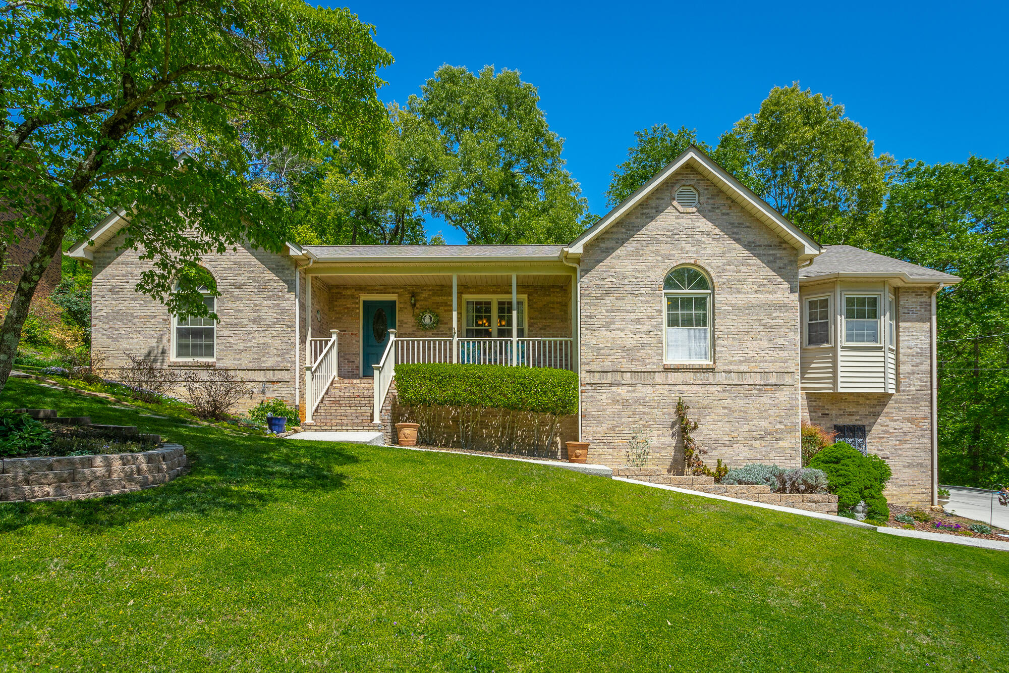3407 Ten Oaks Drive