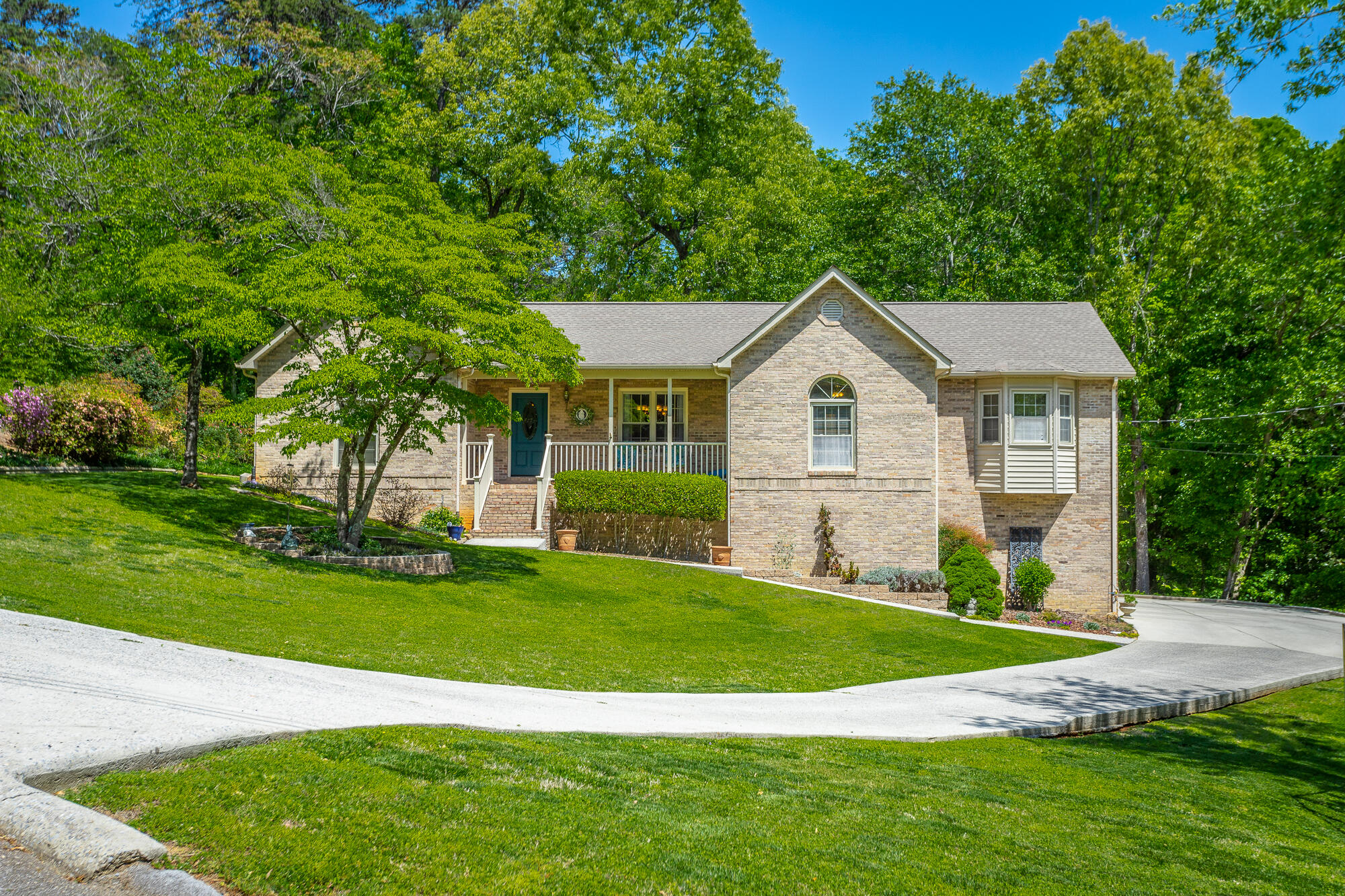 3407 Ten Oaks Drive