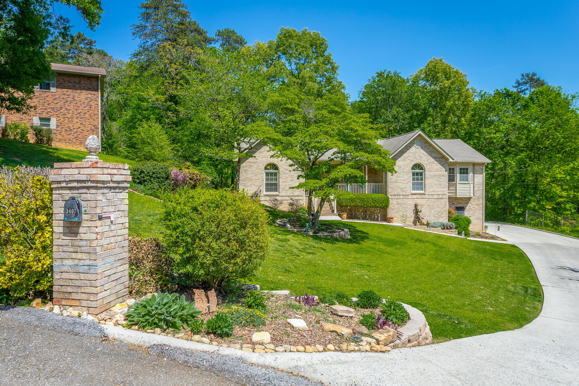 3407 Ten Oaks Drive