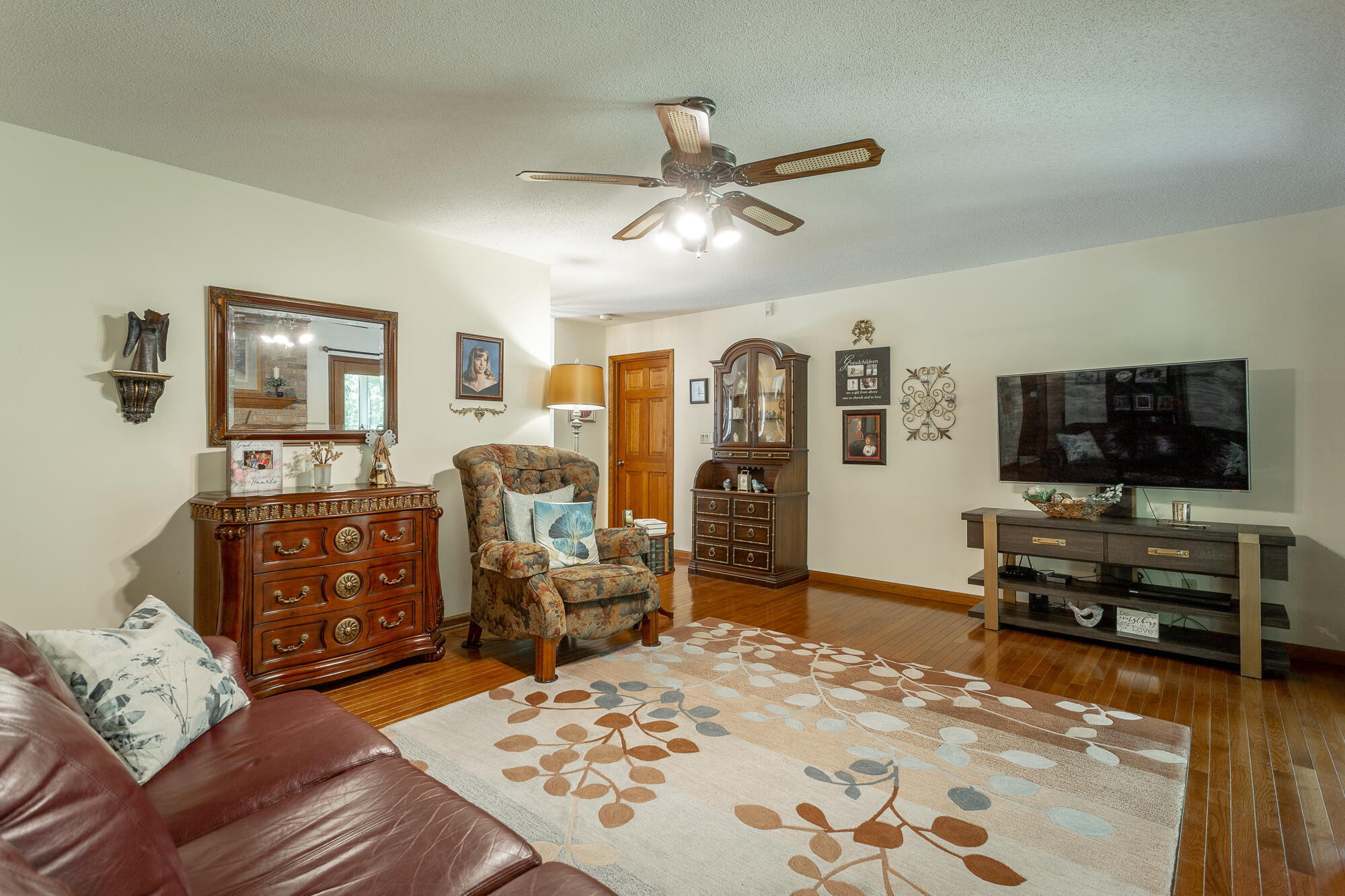3407 Ten Oaks Drive