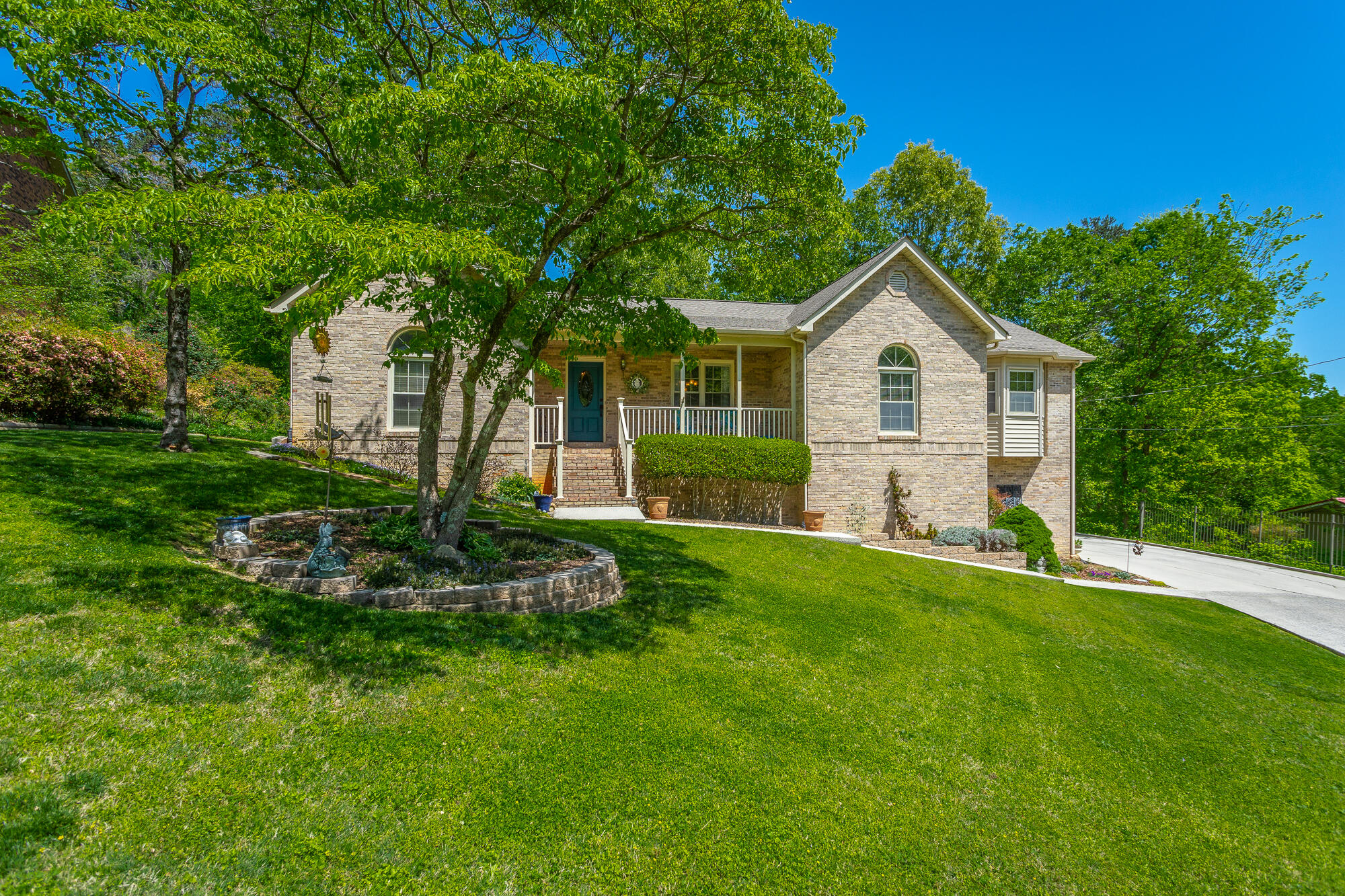 3407 Ten Oaks Drive