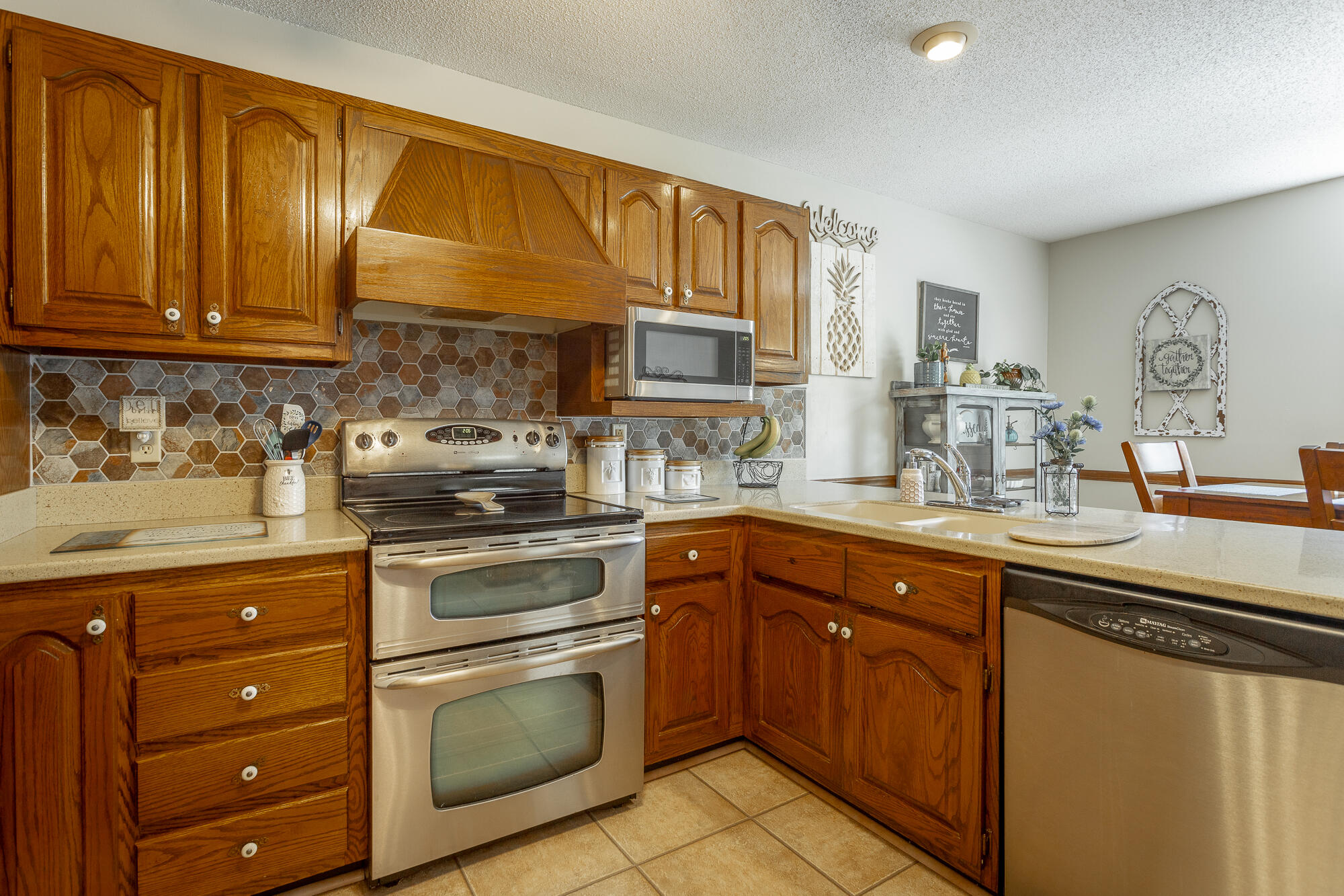 3407 Ten Oaks Drive