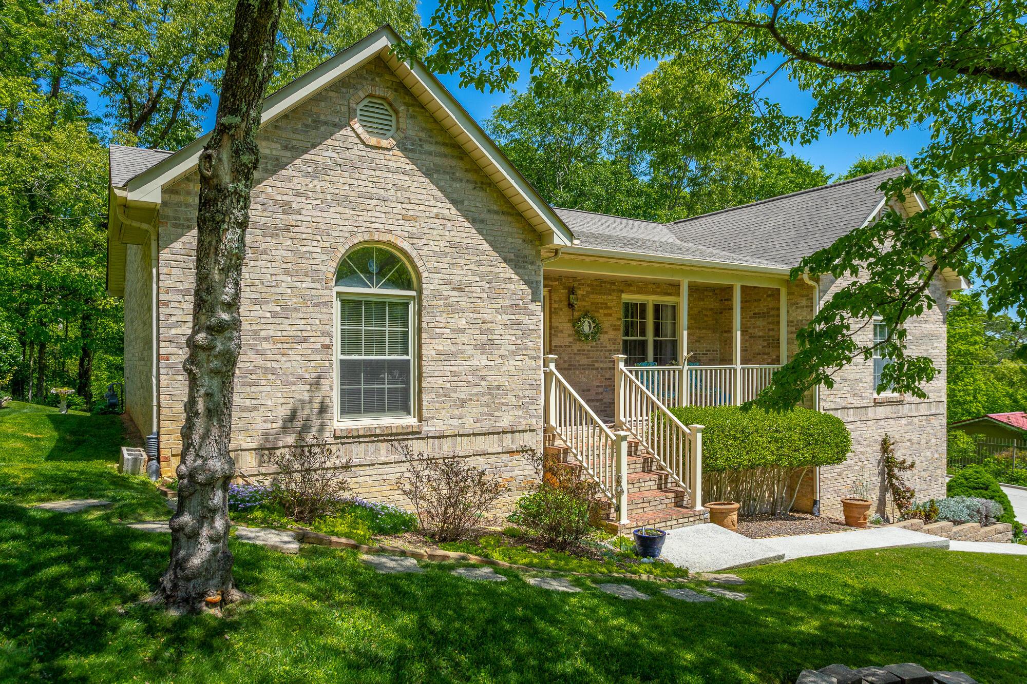 3407 Ten Oaks Drive