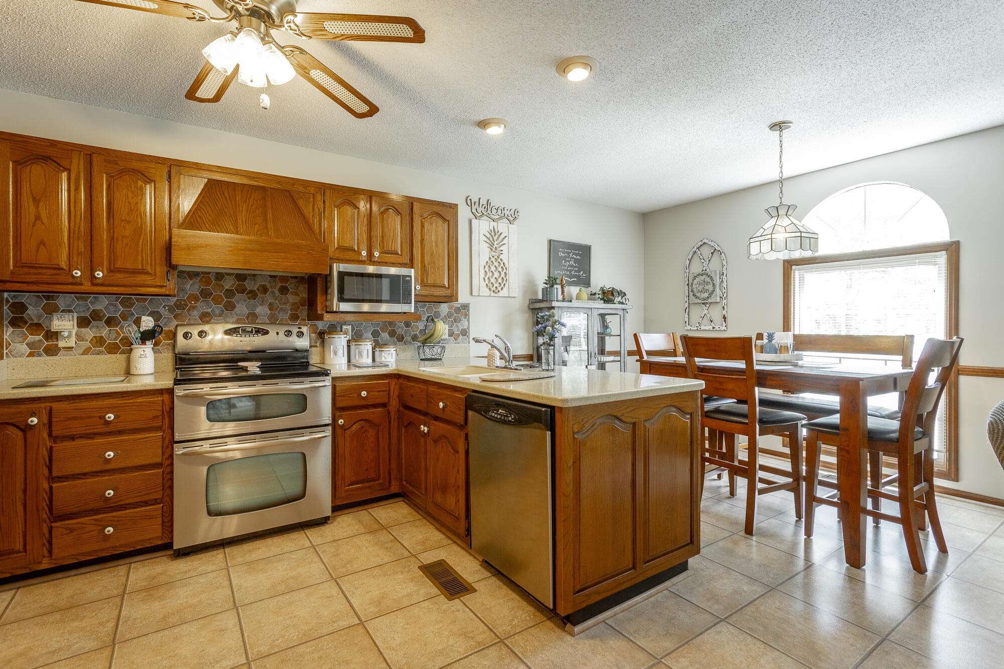 3407 Ten Oaks Drive