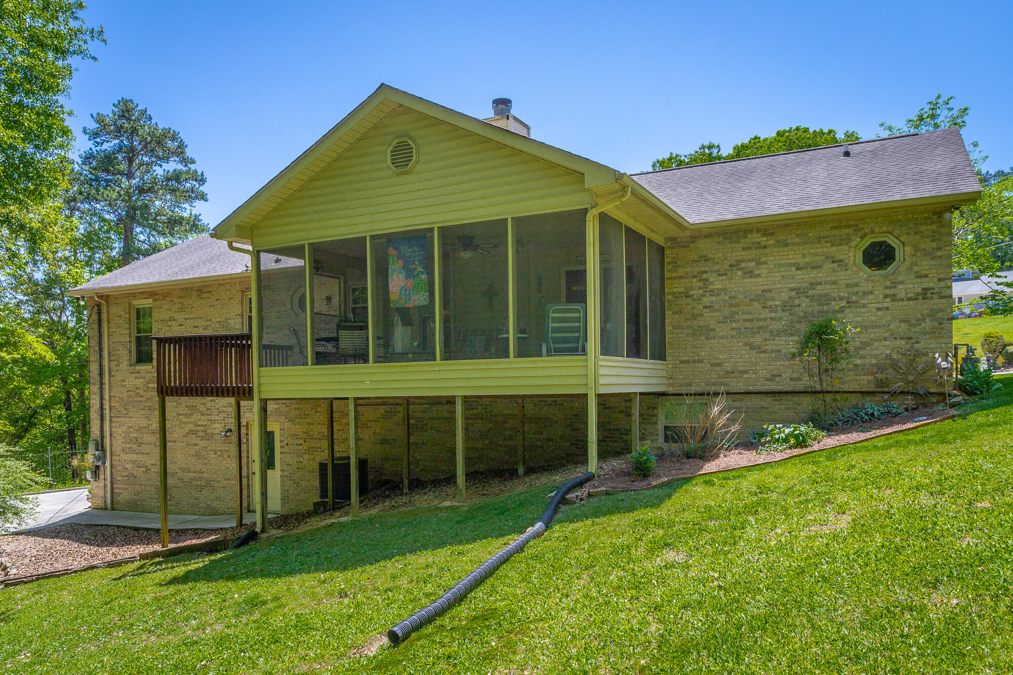 3407 Ten Oaks Drive