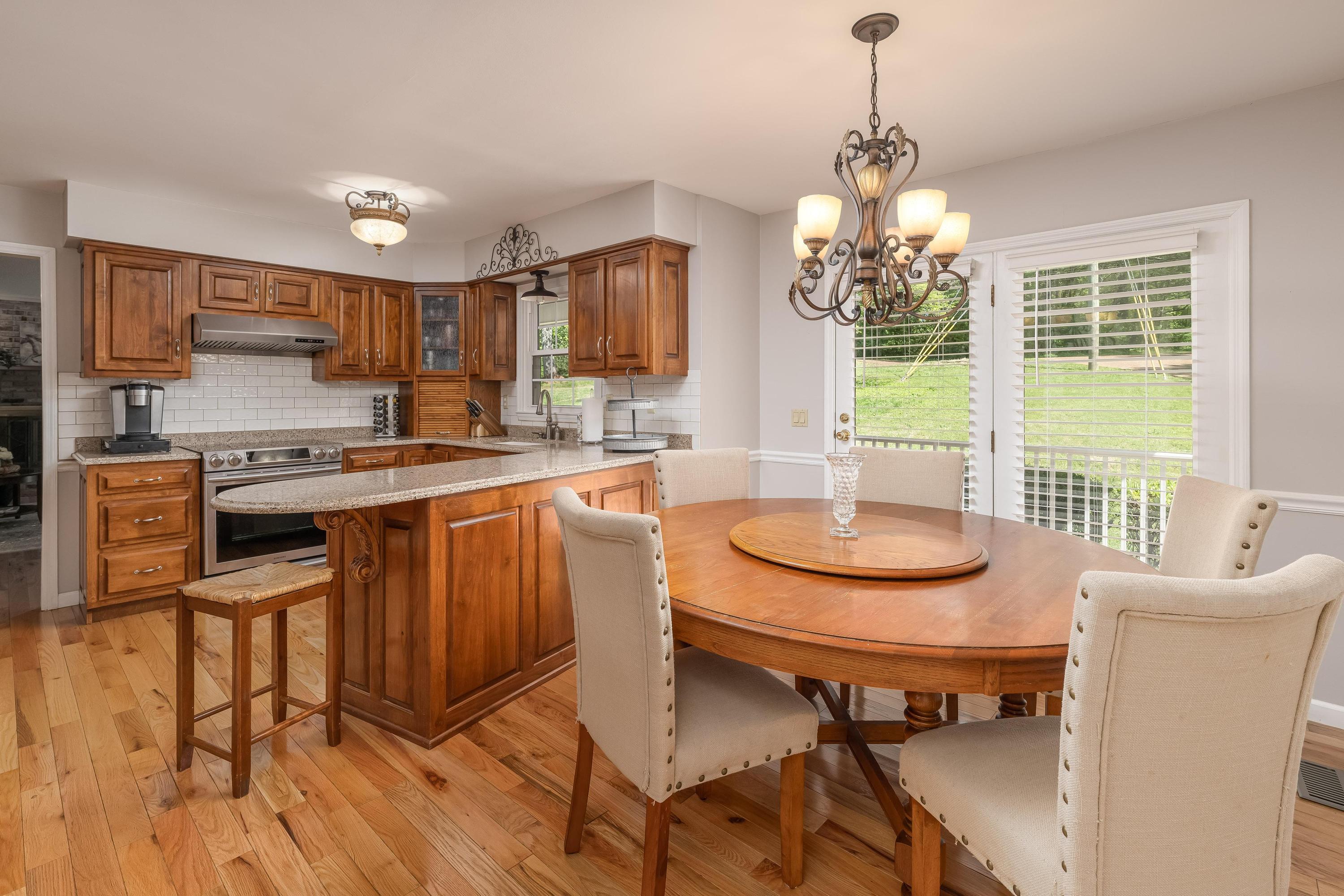 11656 Hixson Pike