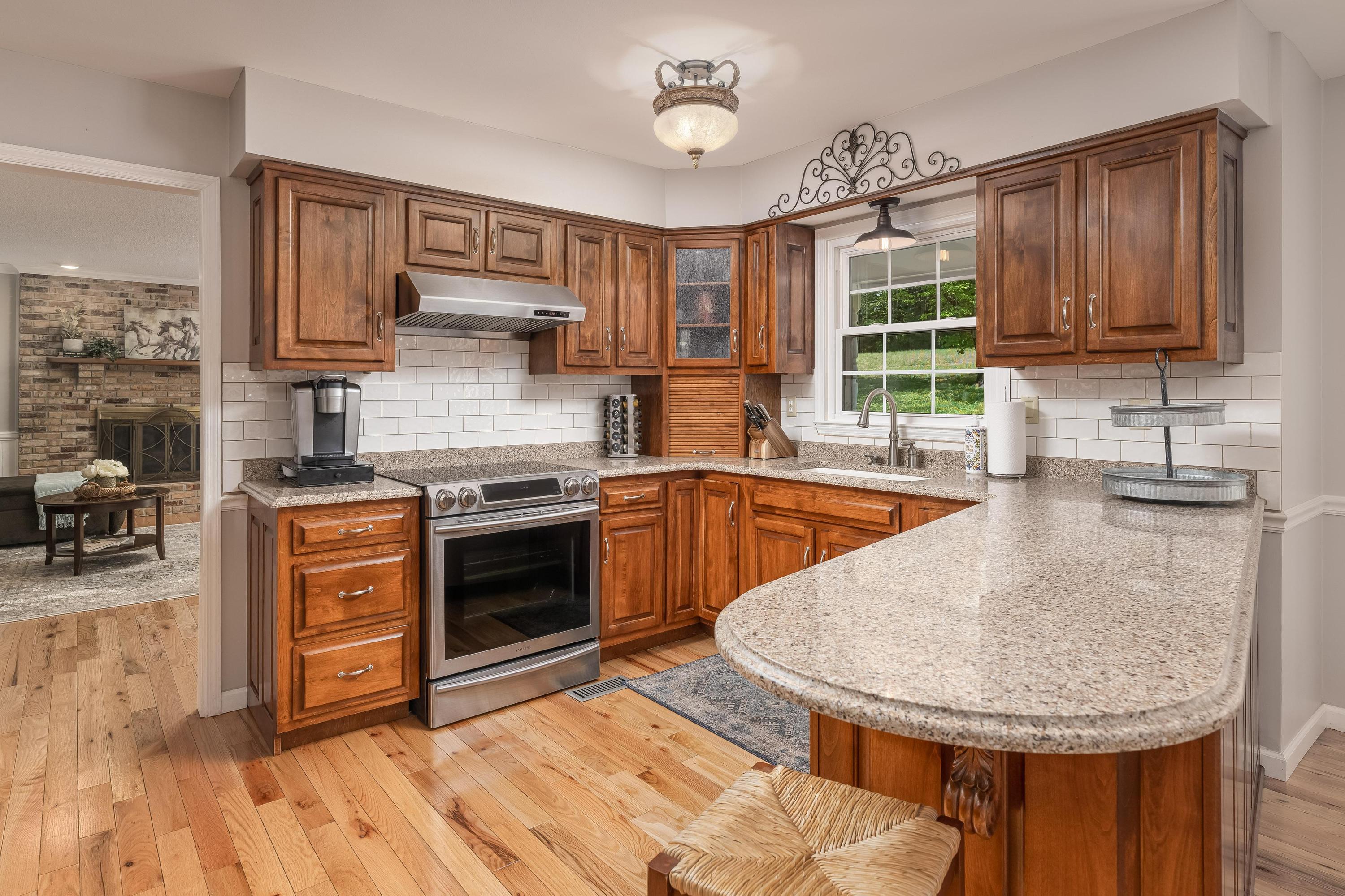 11656 Hixson Pike