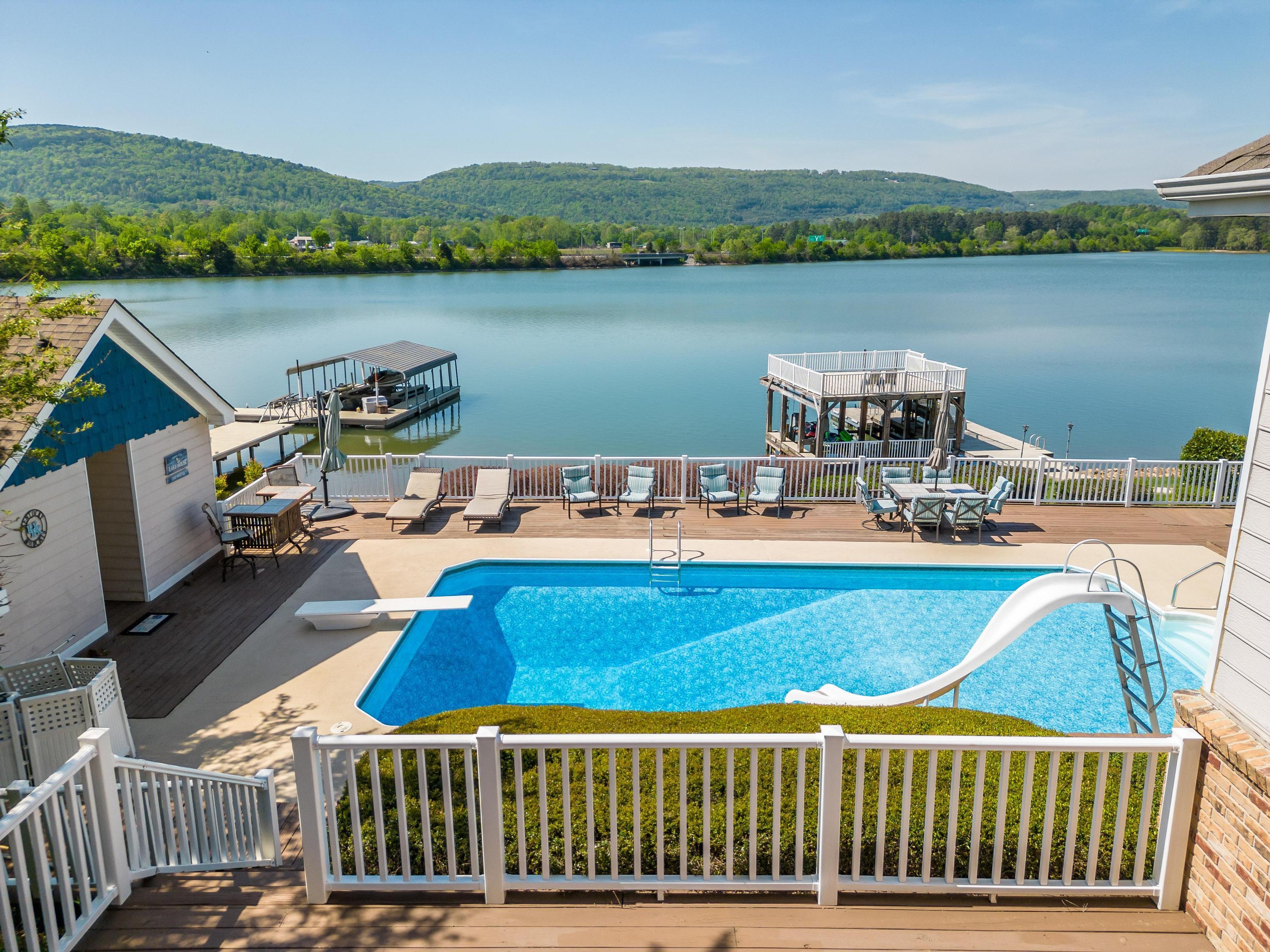 11656 Hixson Pike