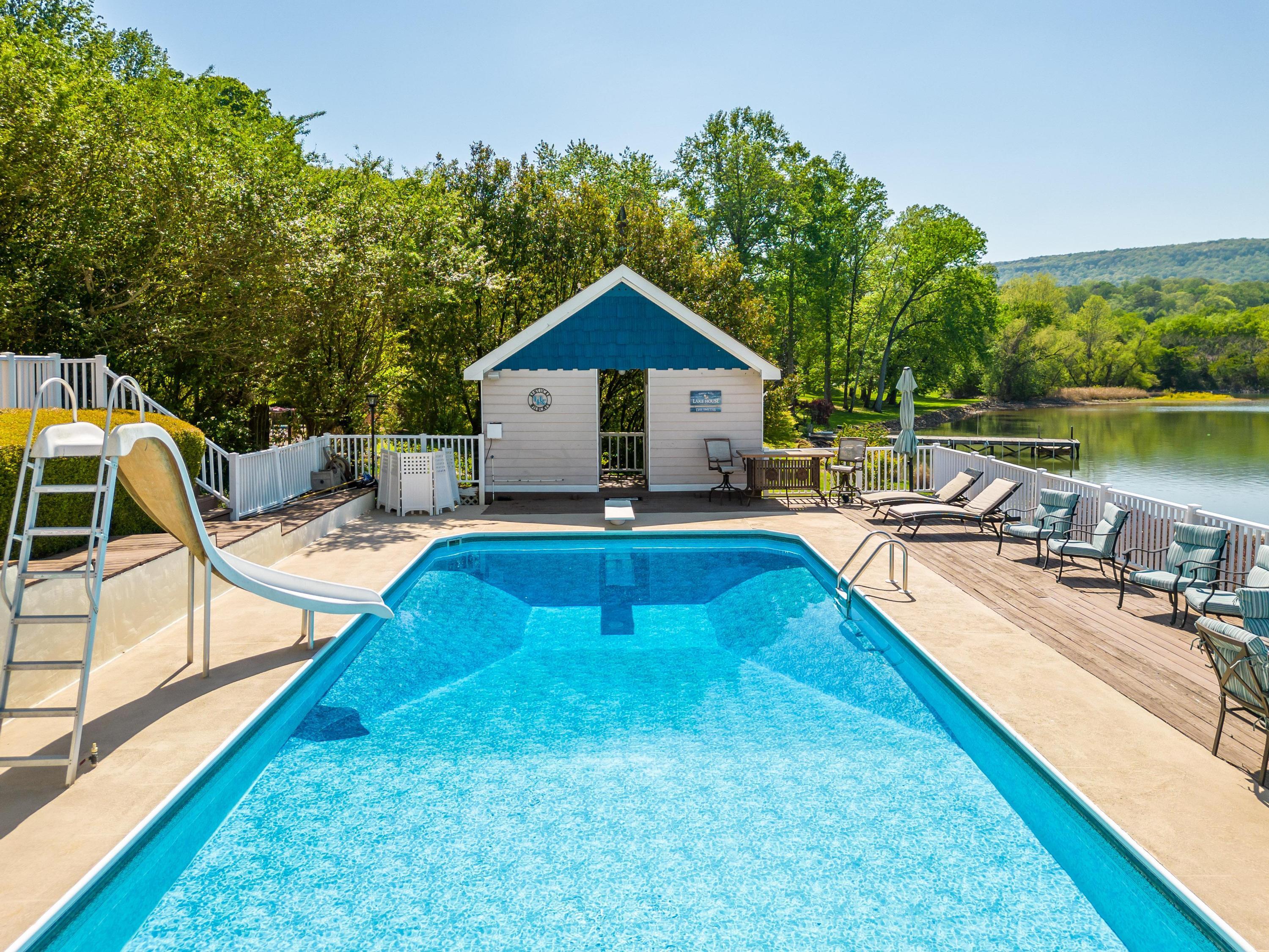 11656 Hixson Pike