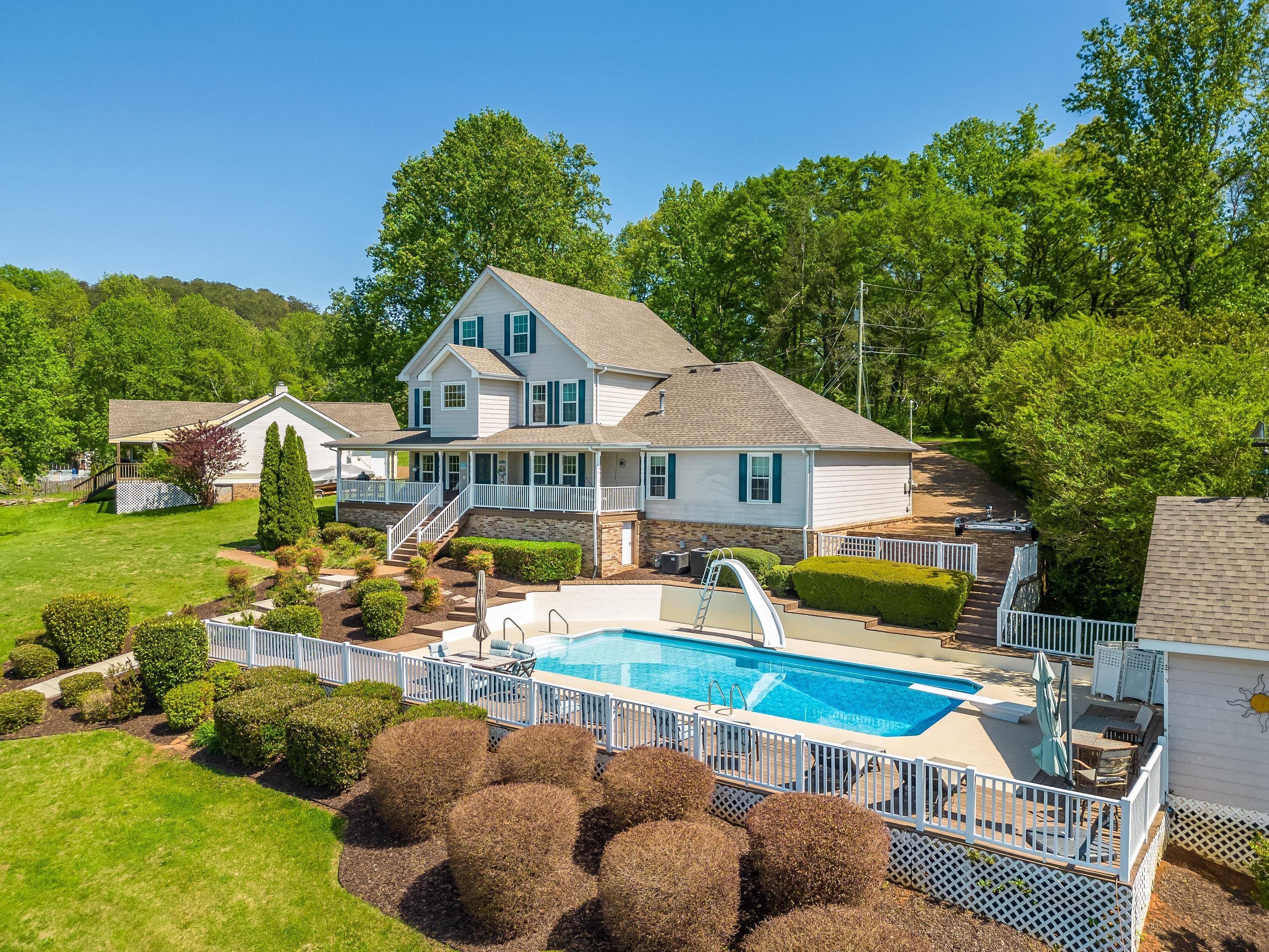 11656 Hixson Pike
