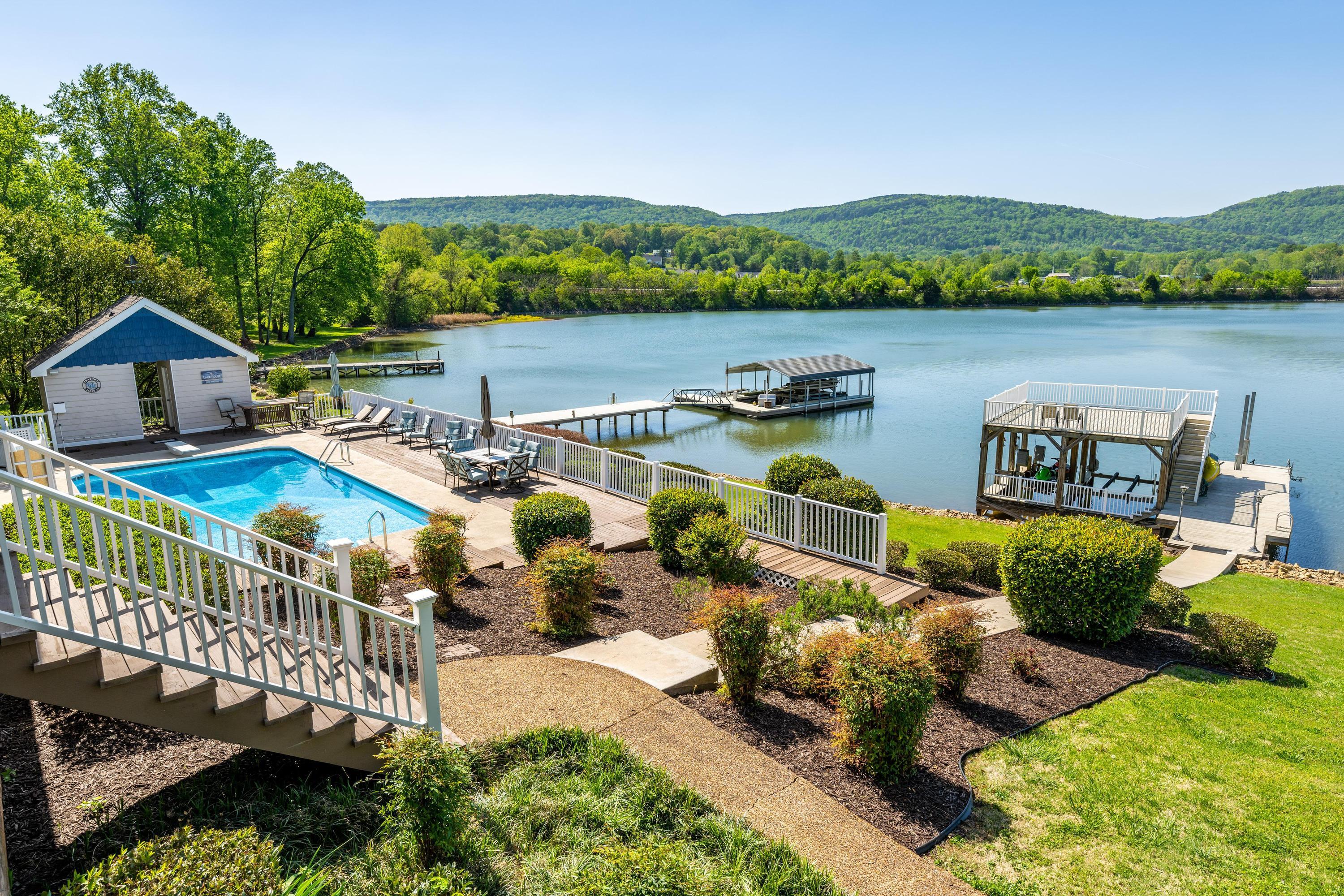 11656 Hixson Pike