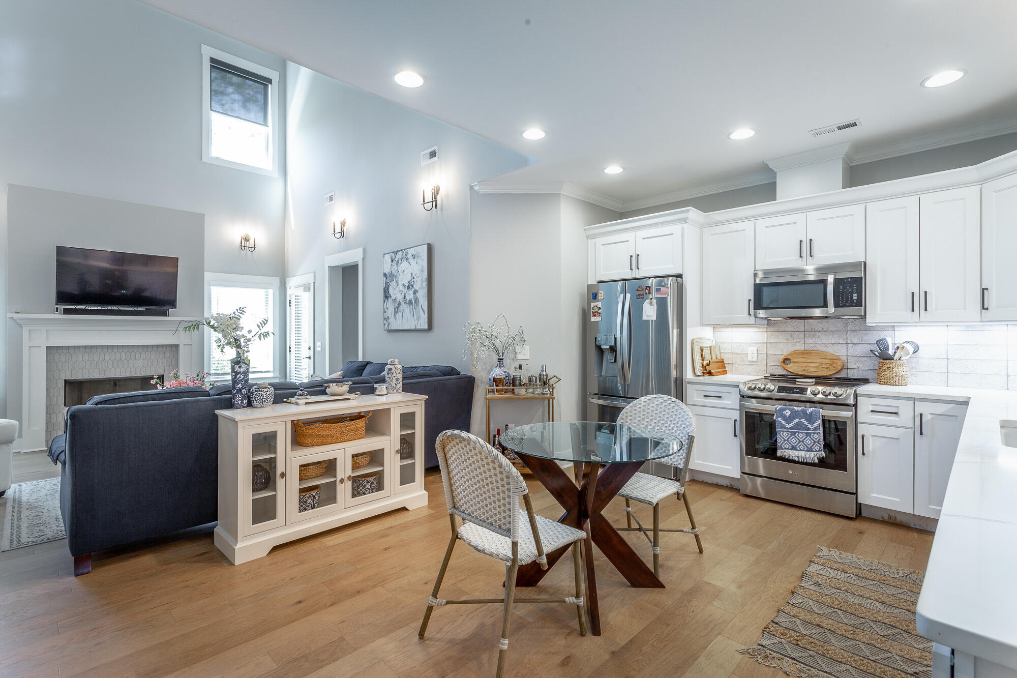 9650 Dutton Lane