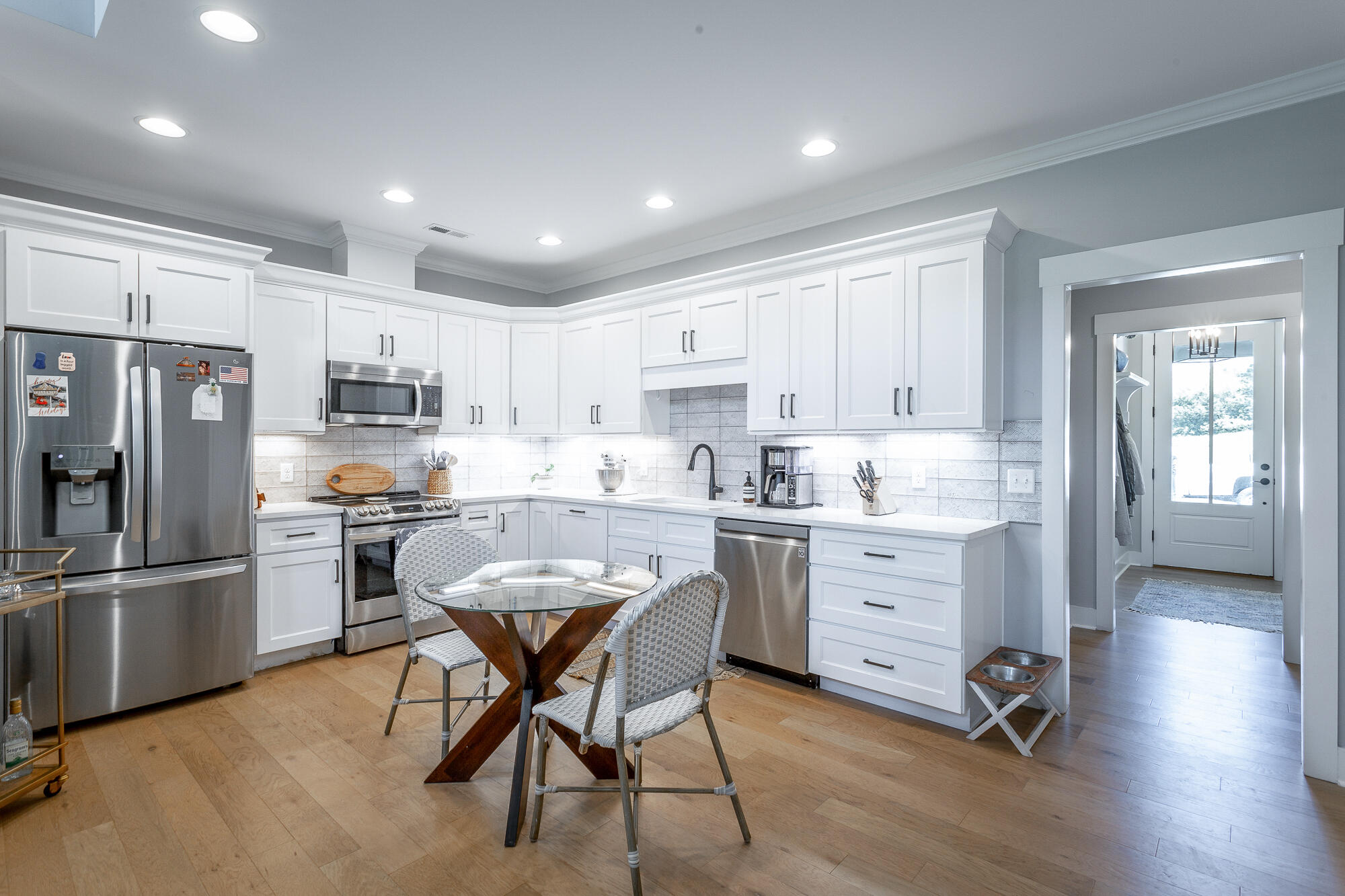 9650 Dutton Lane