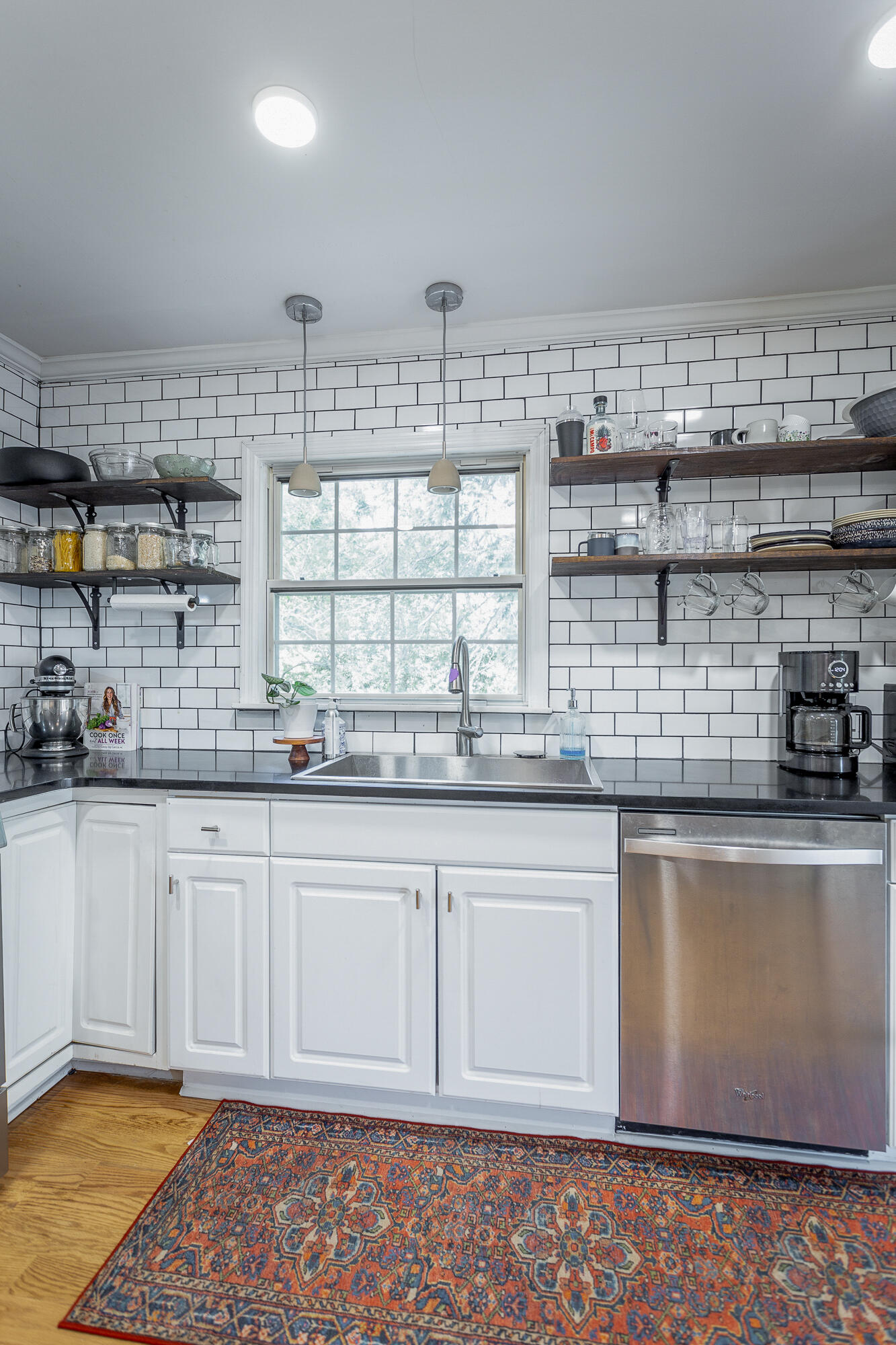979 Linden Hall Road