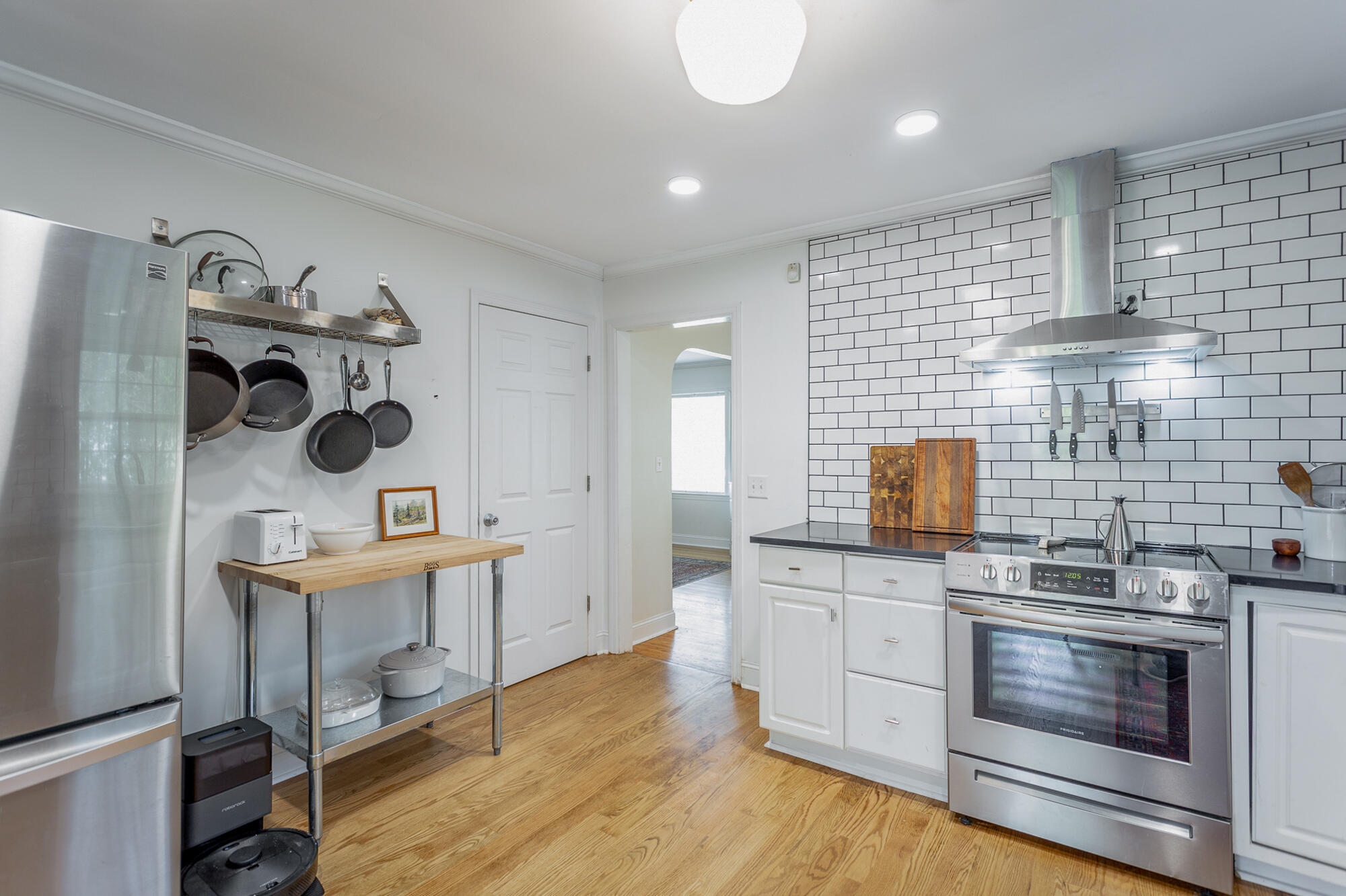 979 Linden Hall Road