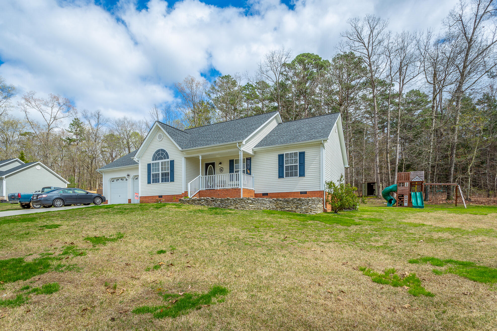 618 Howard Leonard Road