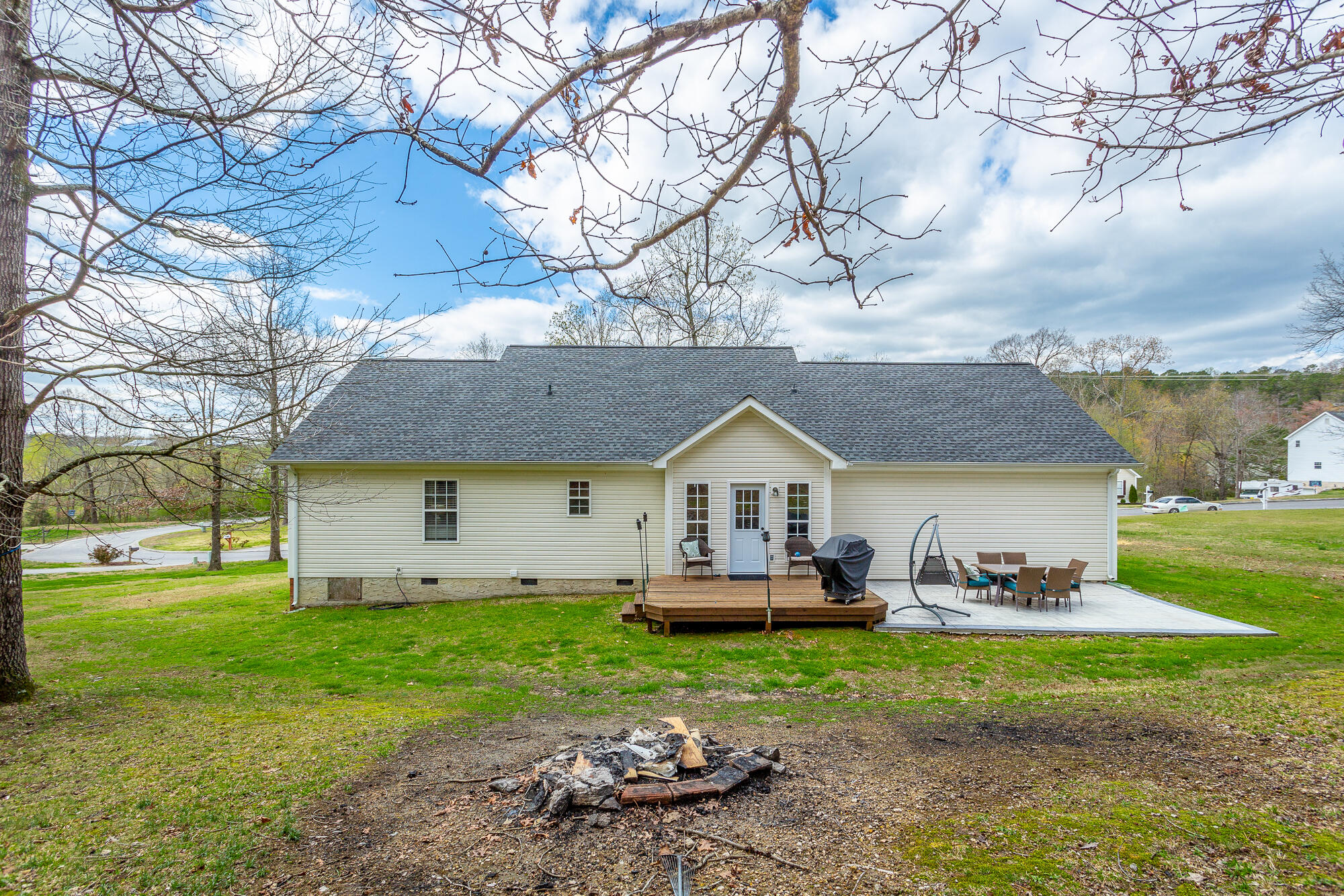618 Howard Leonard Road