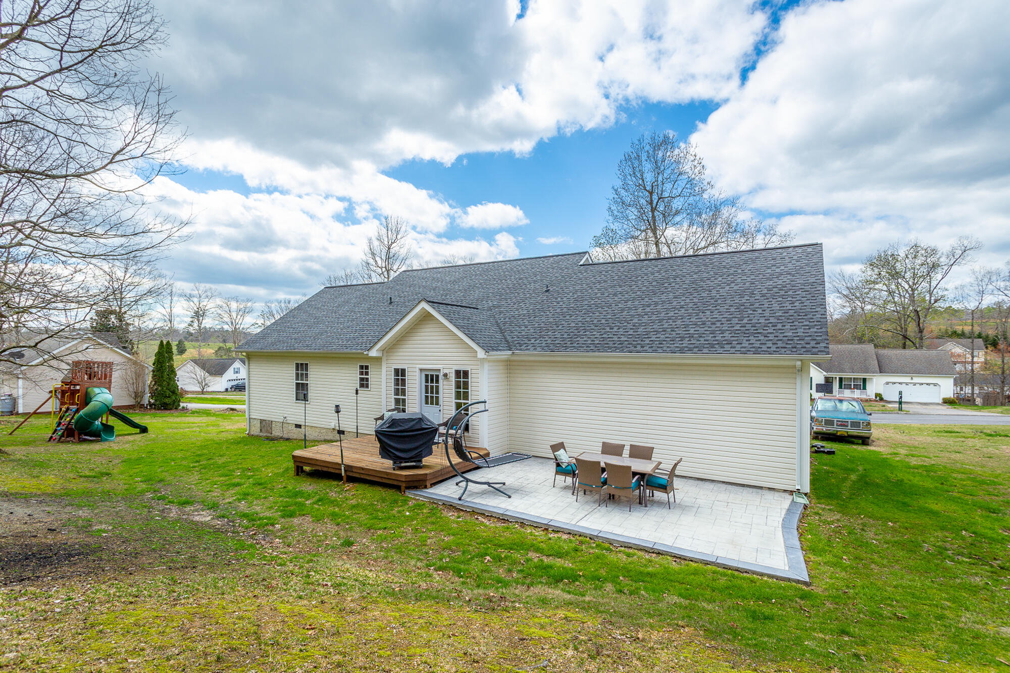 618 Howard Leonard Road