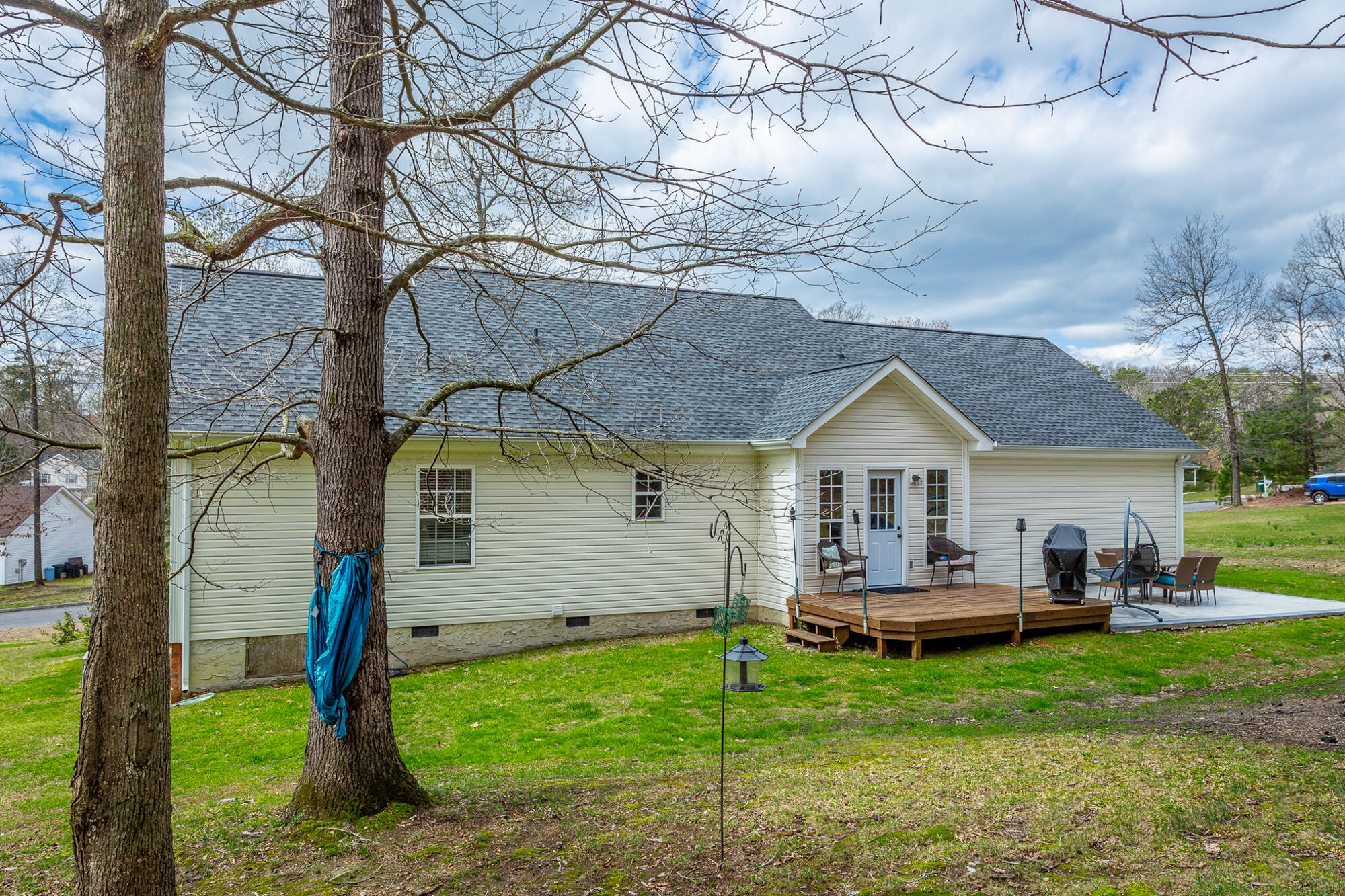 618 Howard Leonard Road