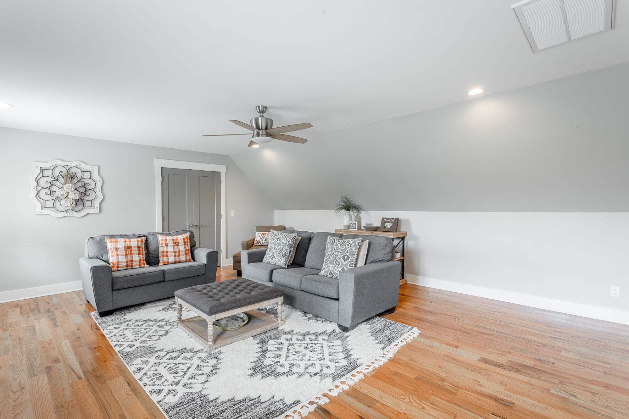 45 Cobblestone Trail