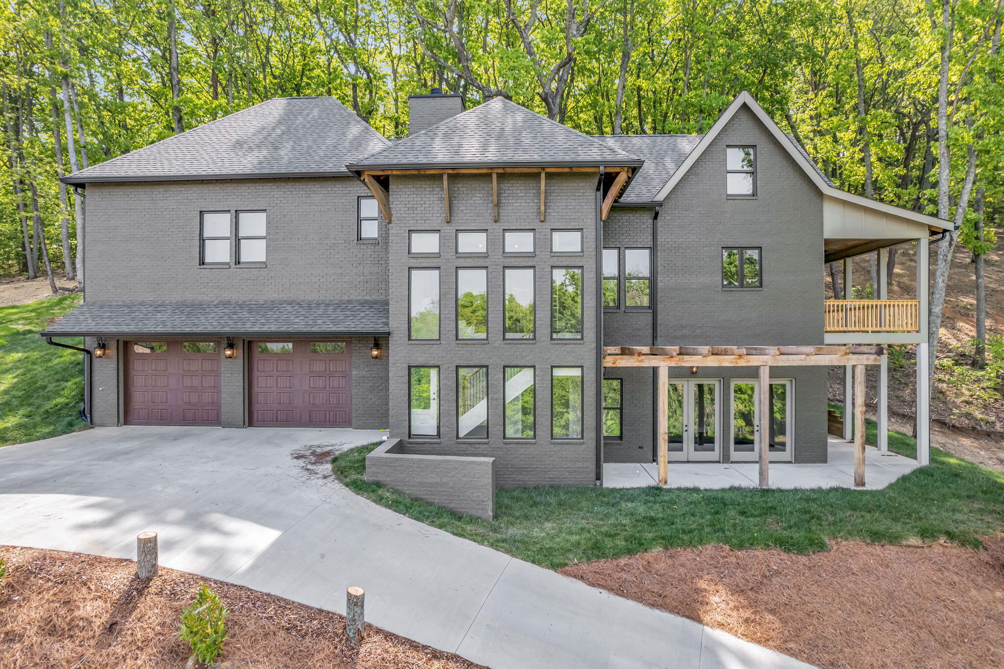 9986 Caseview Drive