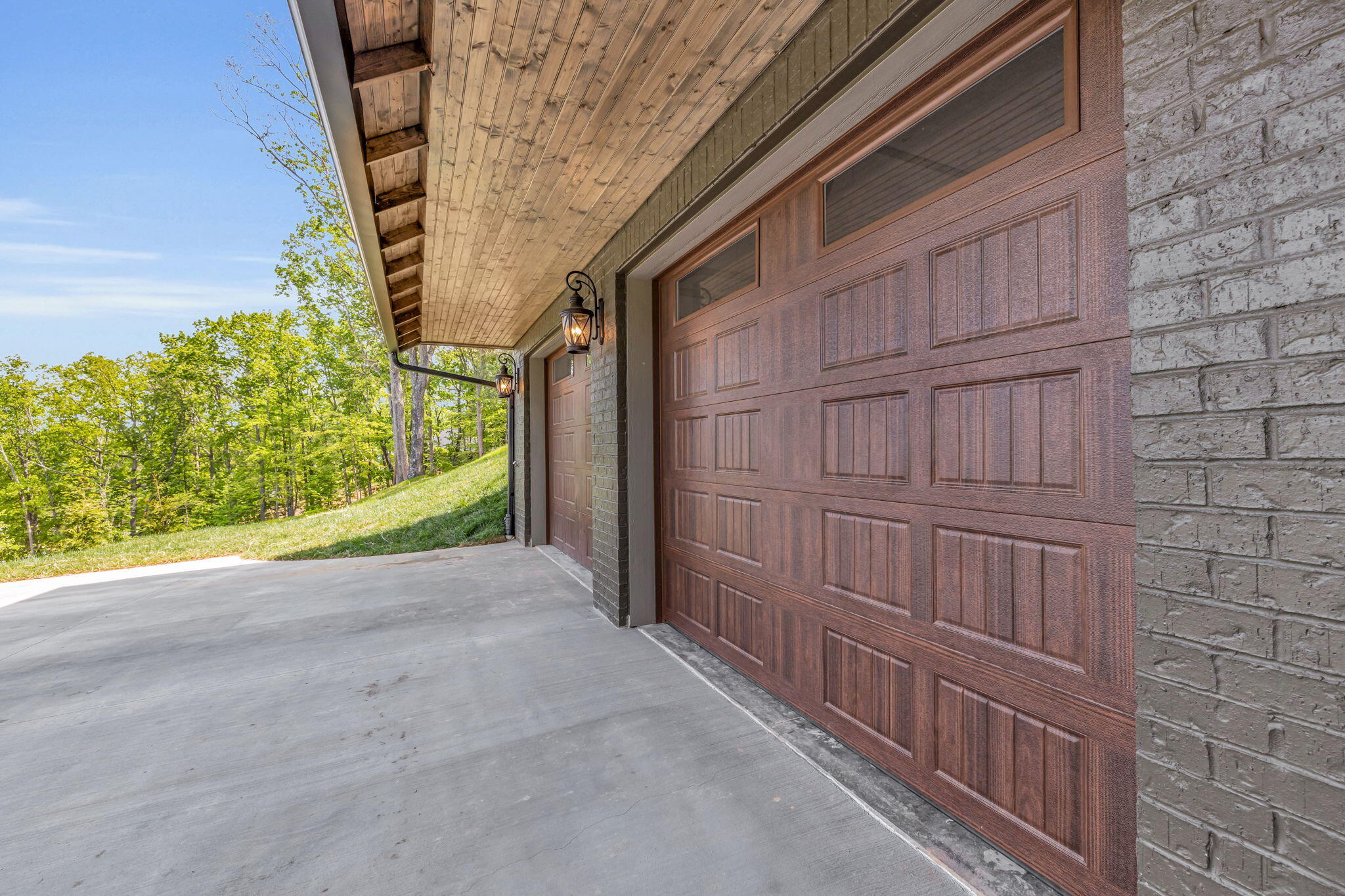9986 Caseview Drive