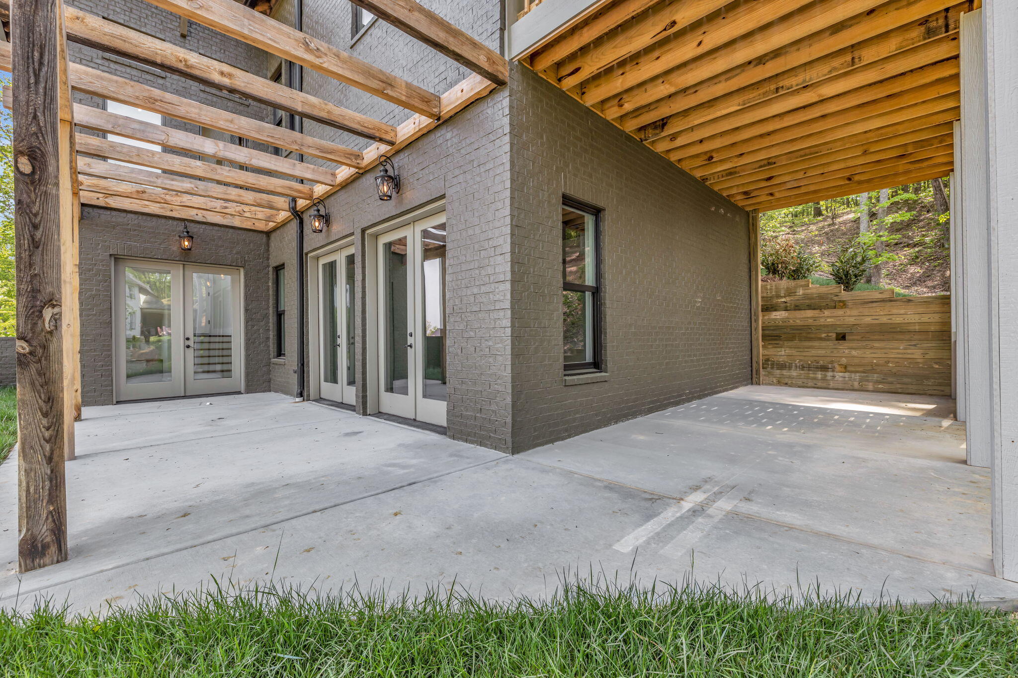 9986 Caseview Drive
