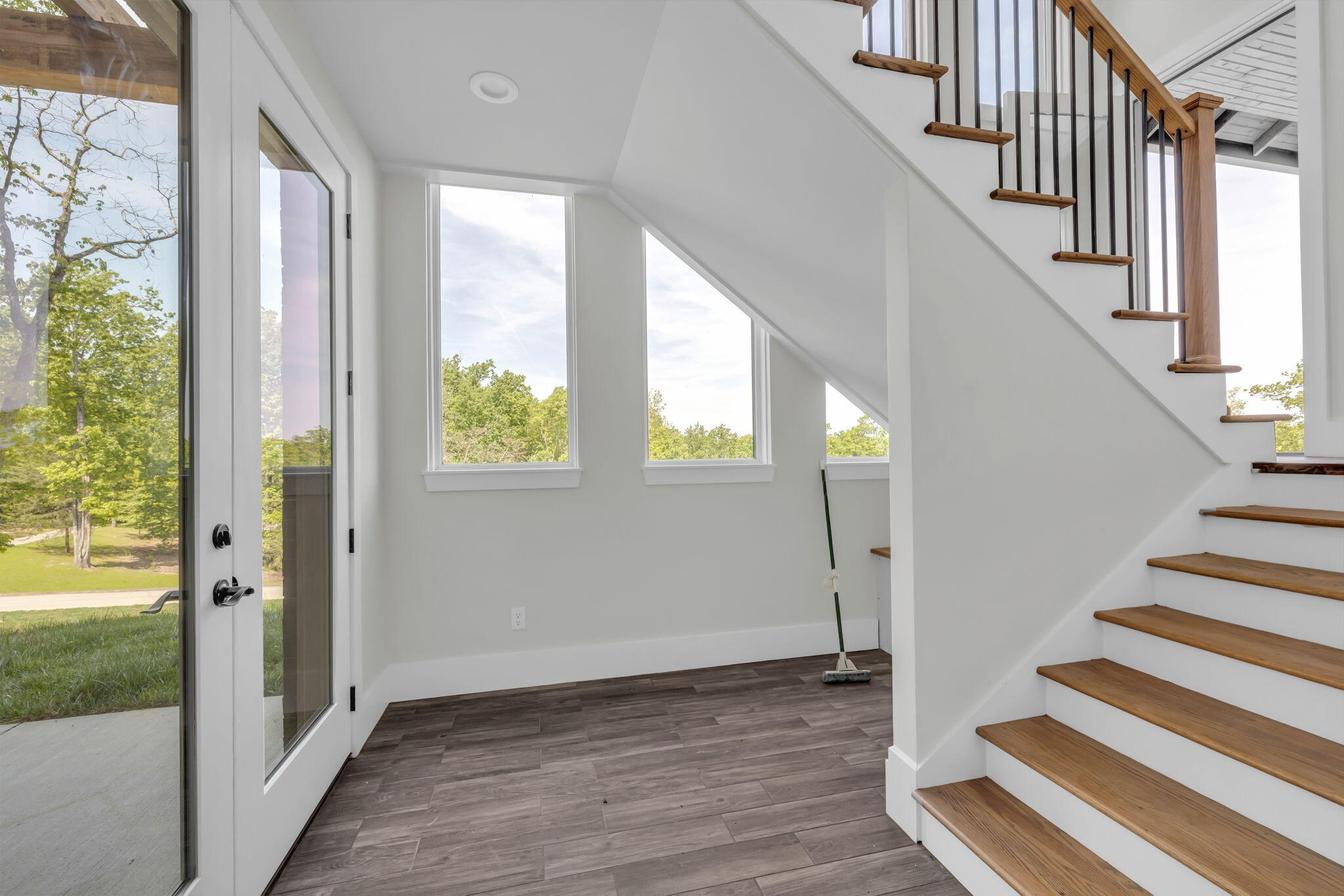 9986 Caseview Drive