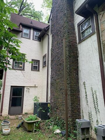219 S Palisades Drive