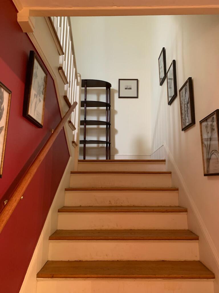 219 S Palisades Drive
