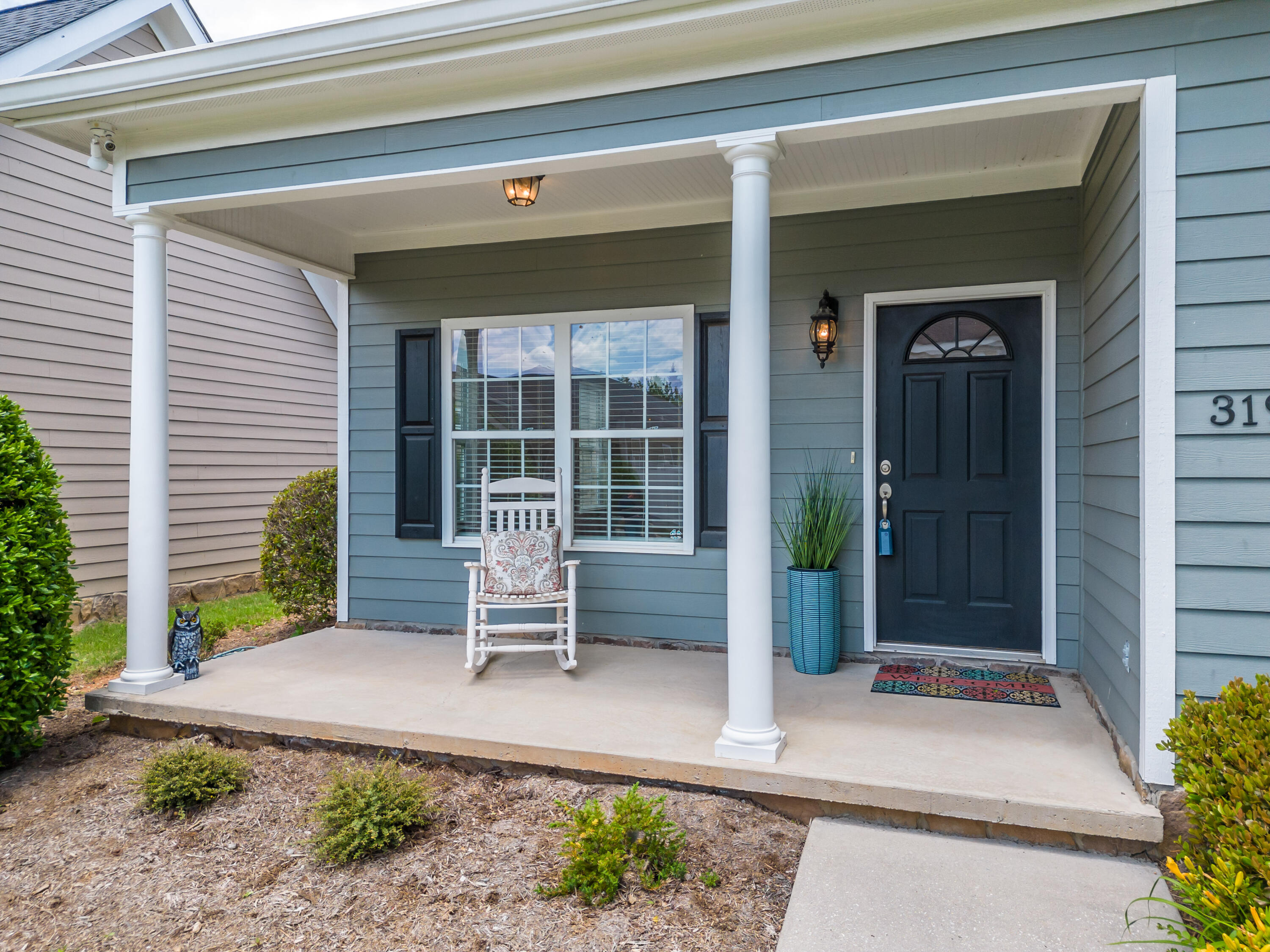 319 Callaway Court